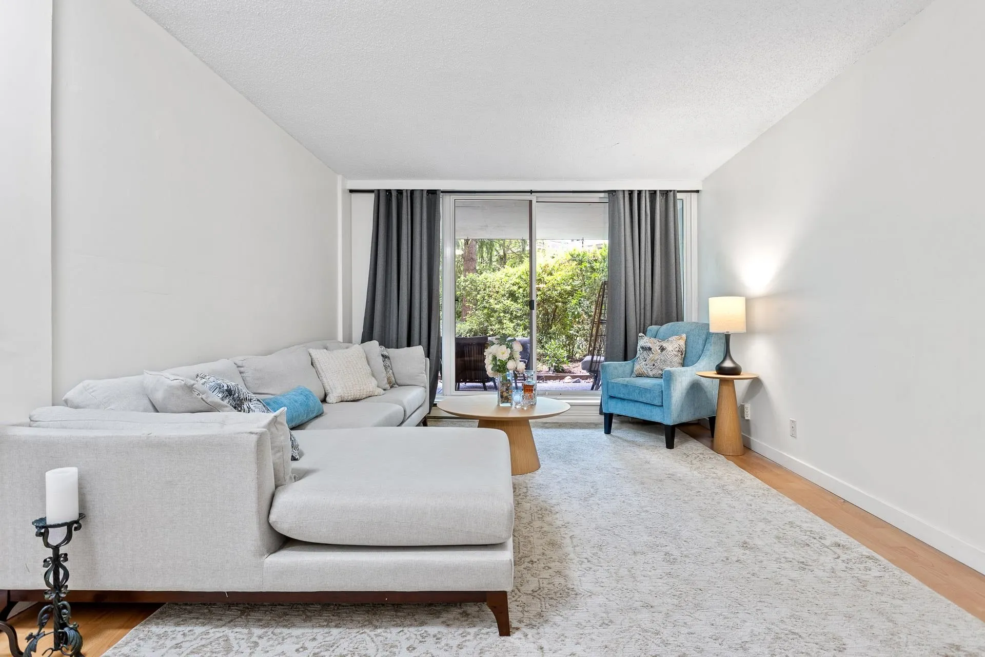 28 9521 Cardston Court