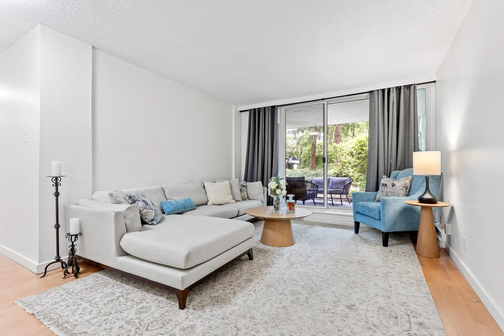 28 9521 Cardston Court