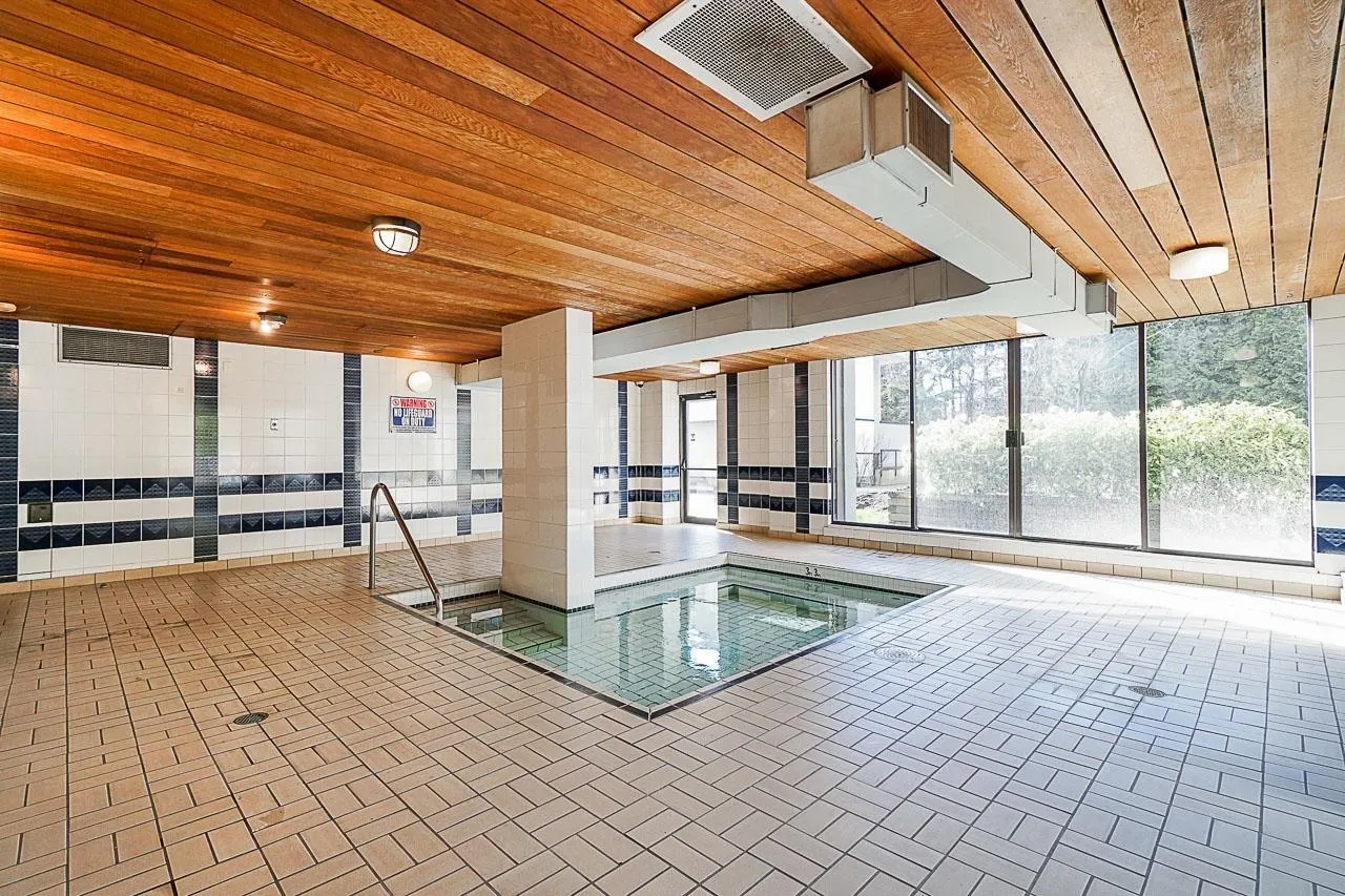 28 9521 Cardston Court