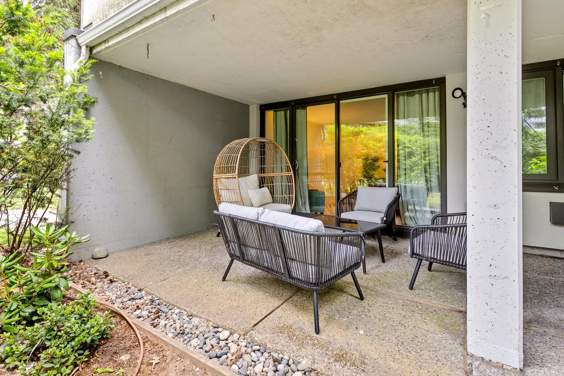 28 9521 Cardston Court