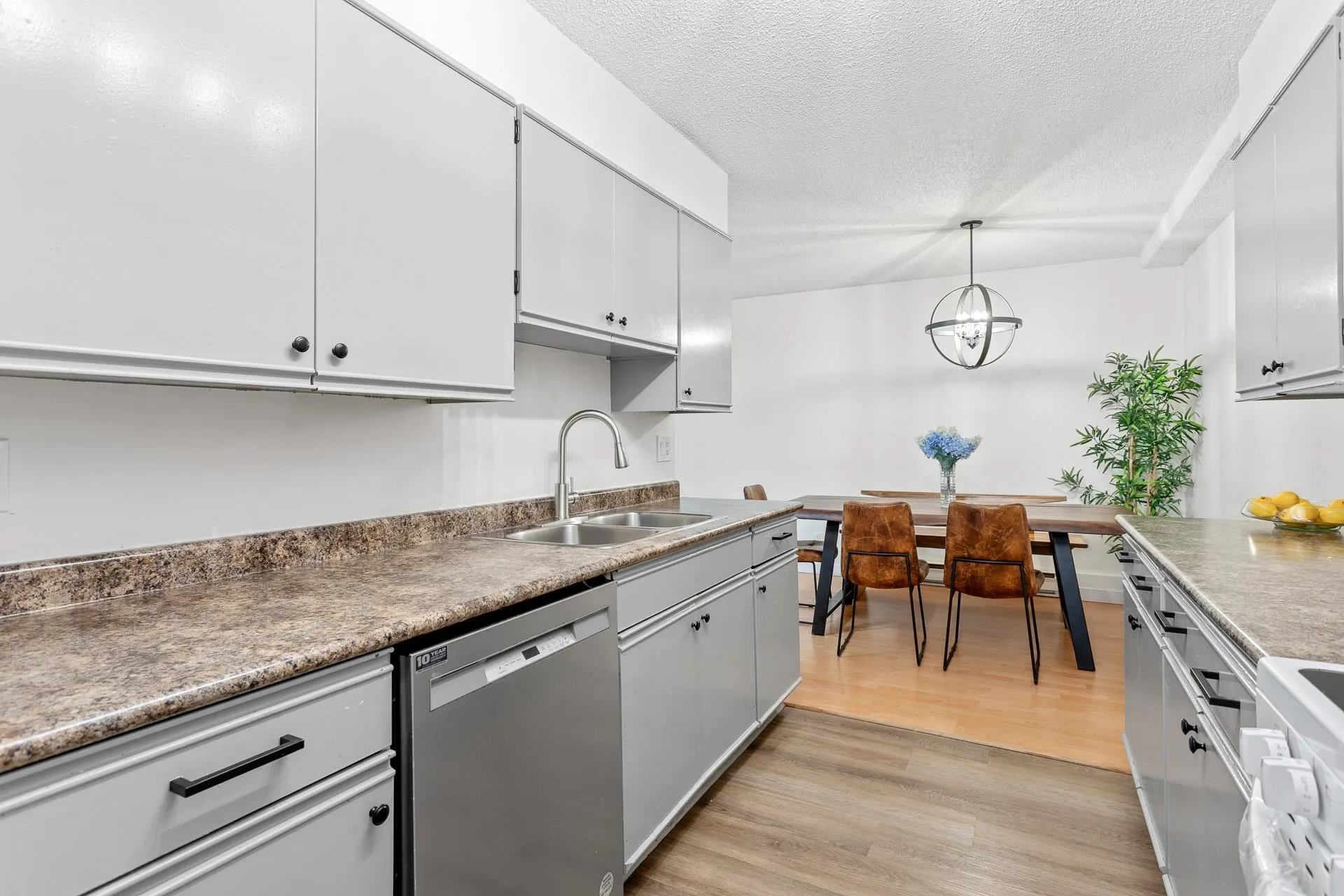 28 9521 Cardston Court