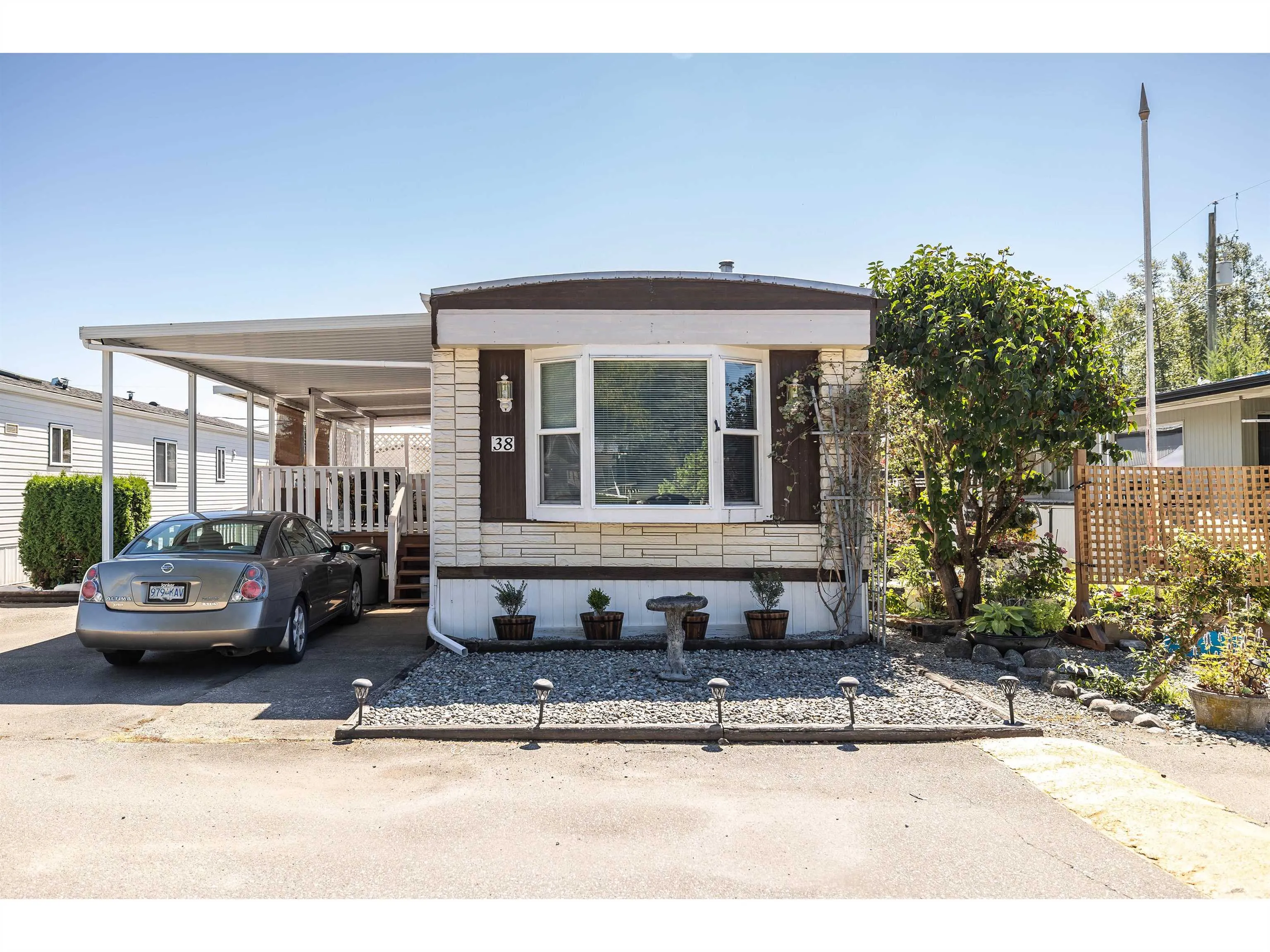 38 4426 232 Street