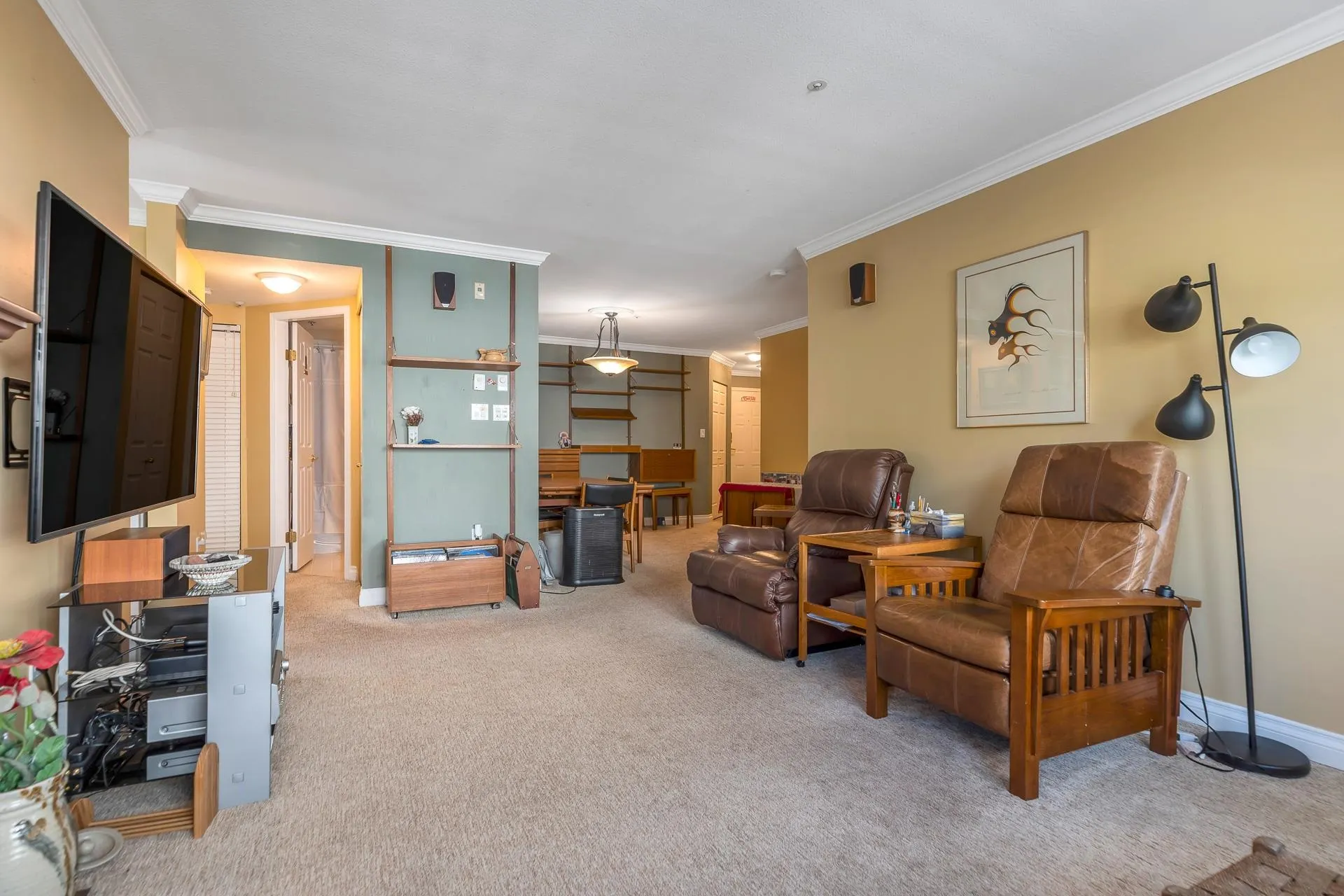 409 1575 Best Street