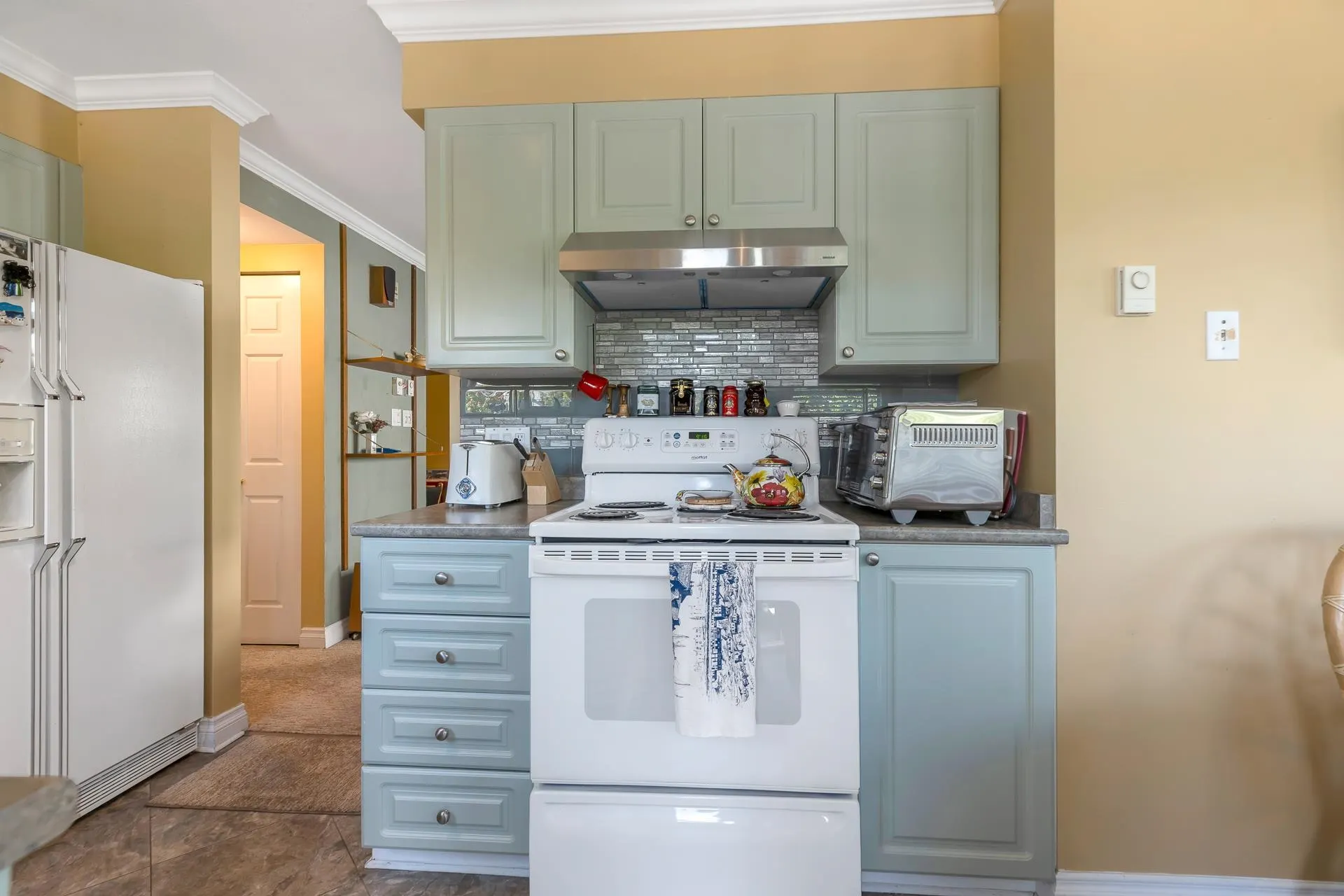 409 1575 Best Street