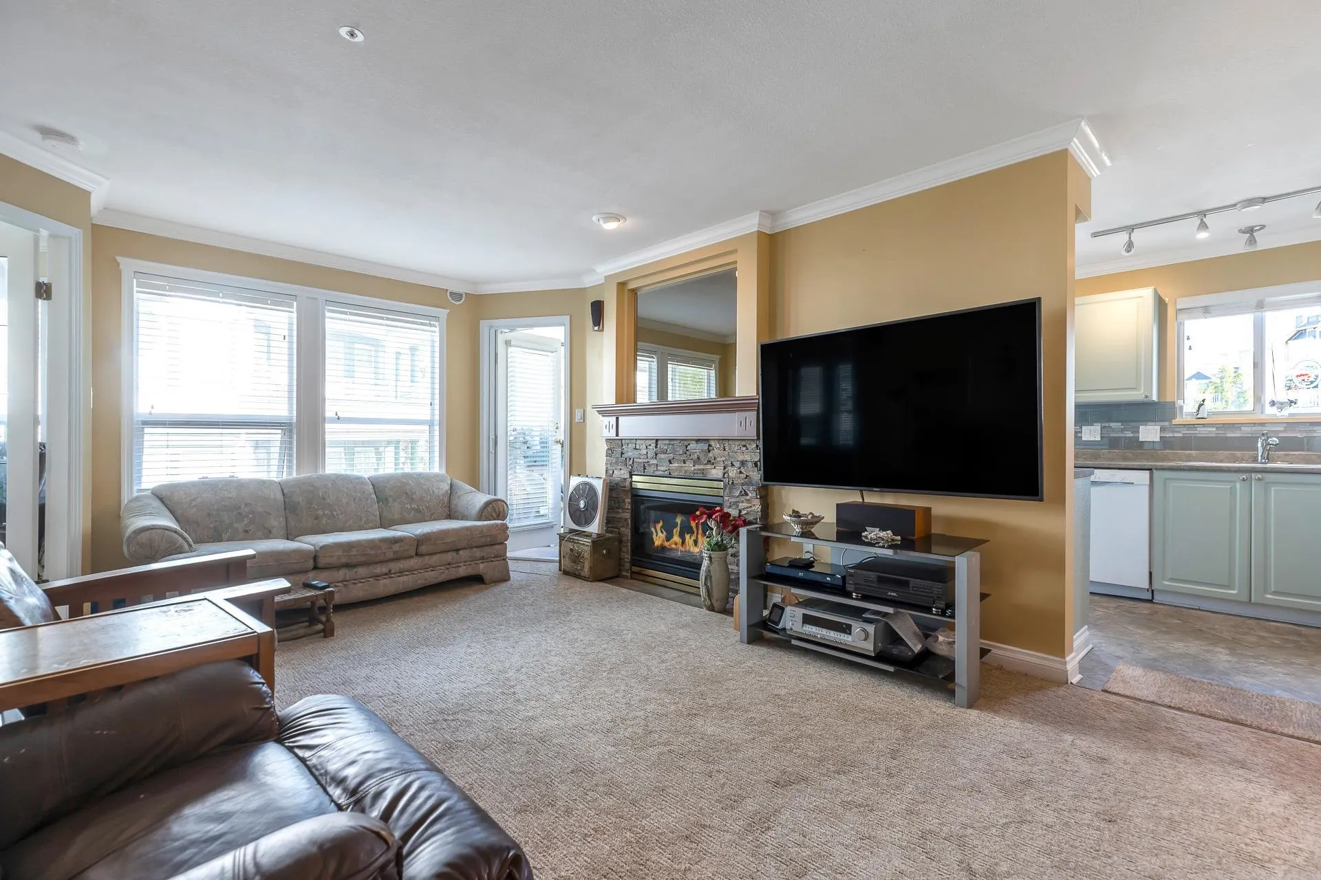 409 1575 Best Street