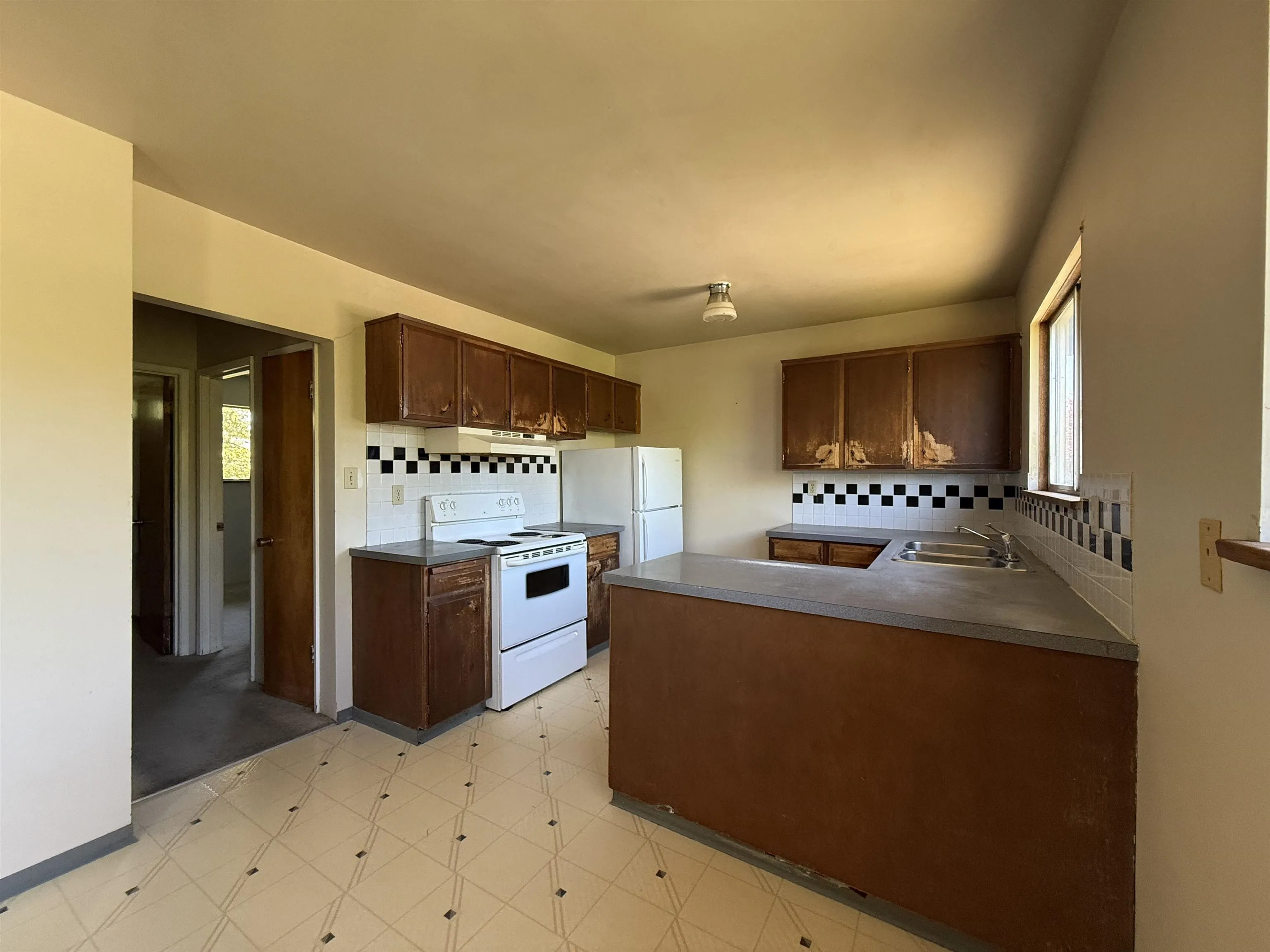 6200 Taseko Crescent