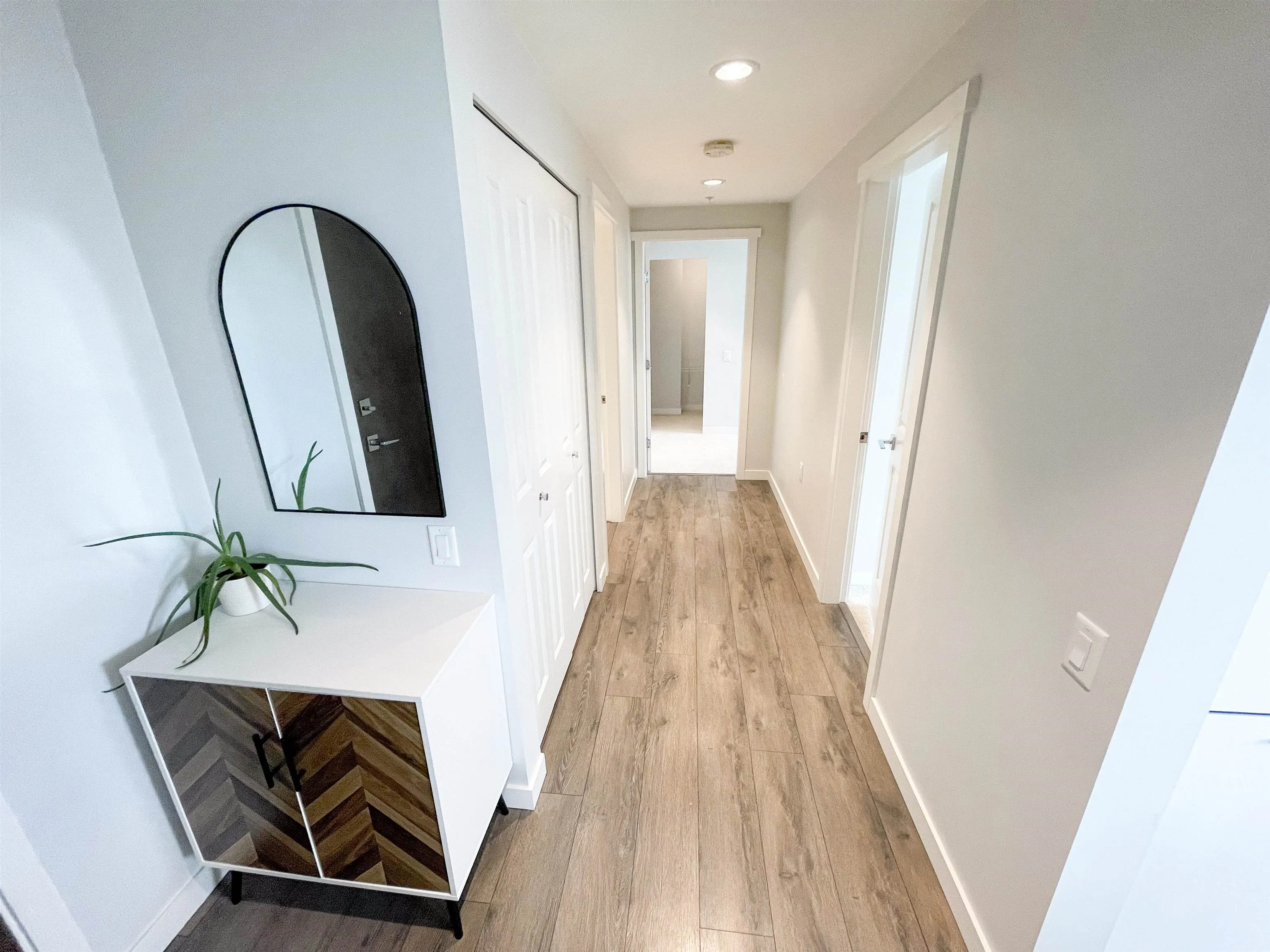 2901 2388 Madison Avenue