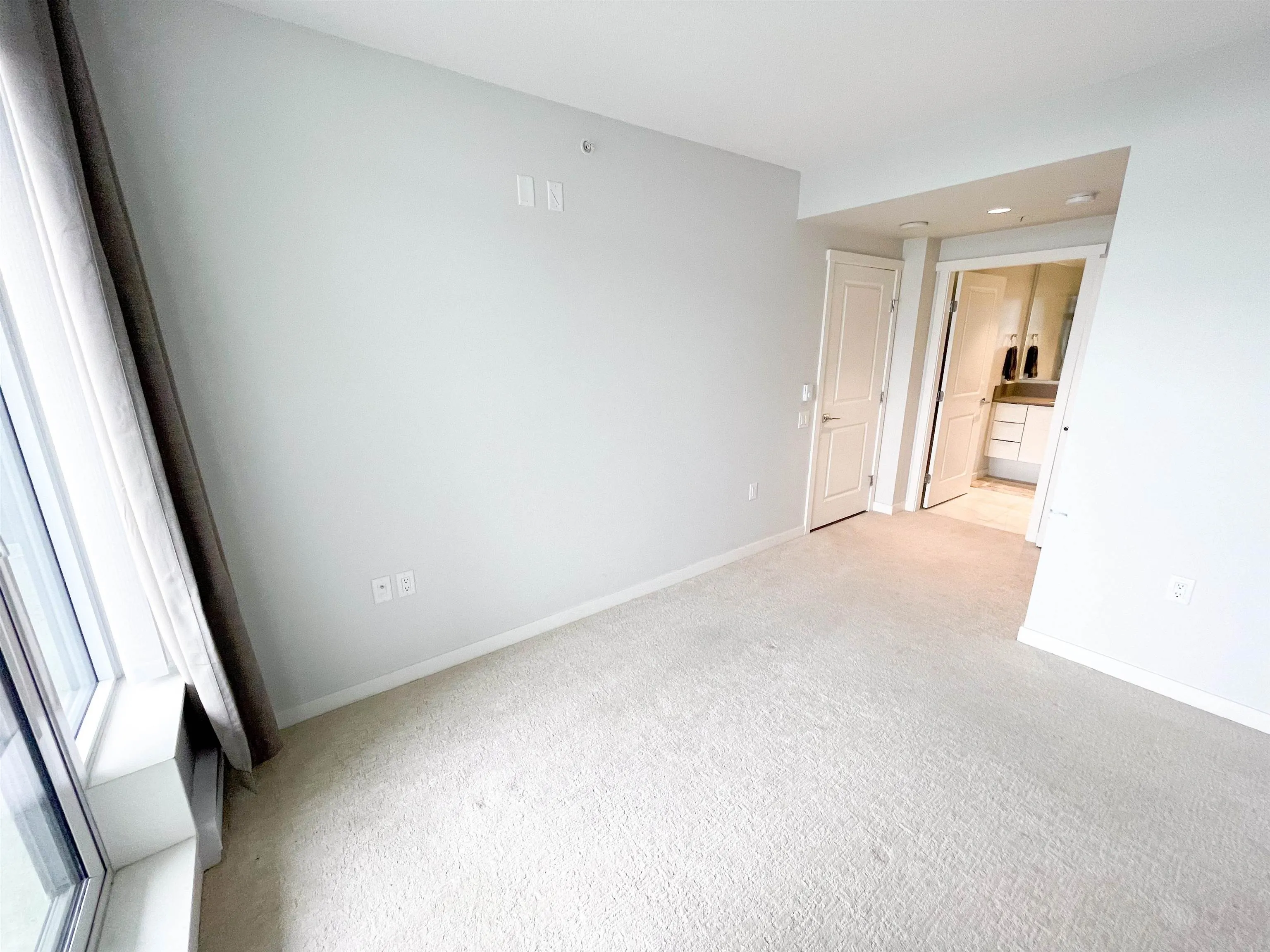 2901 2388 Madison Avenue