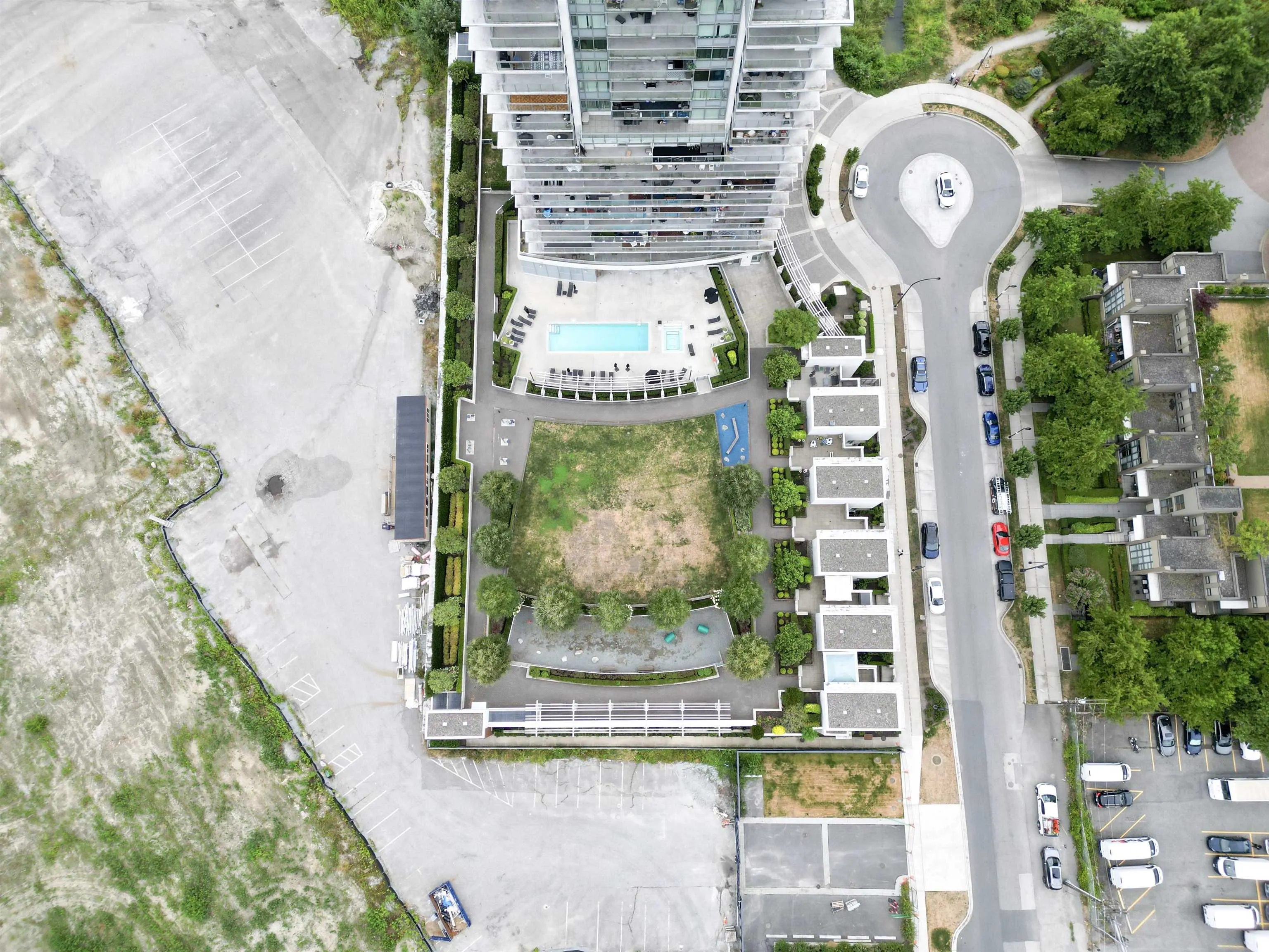 2901 2388 Madison Avenue