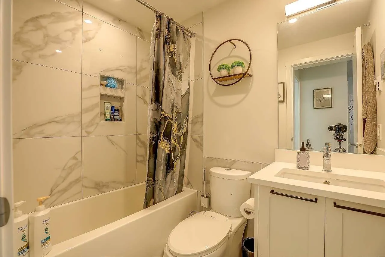 409 5415 Brydon Crescent