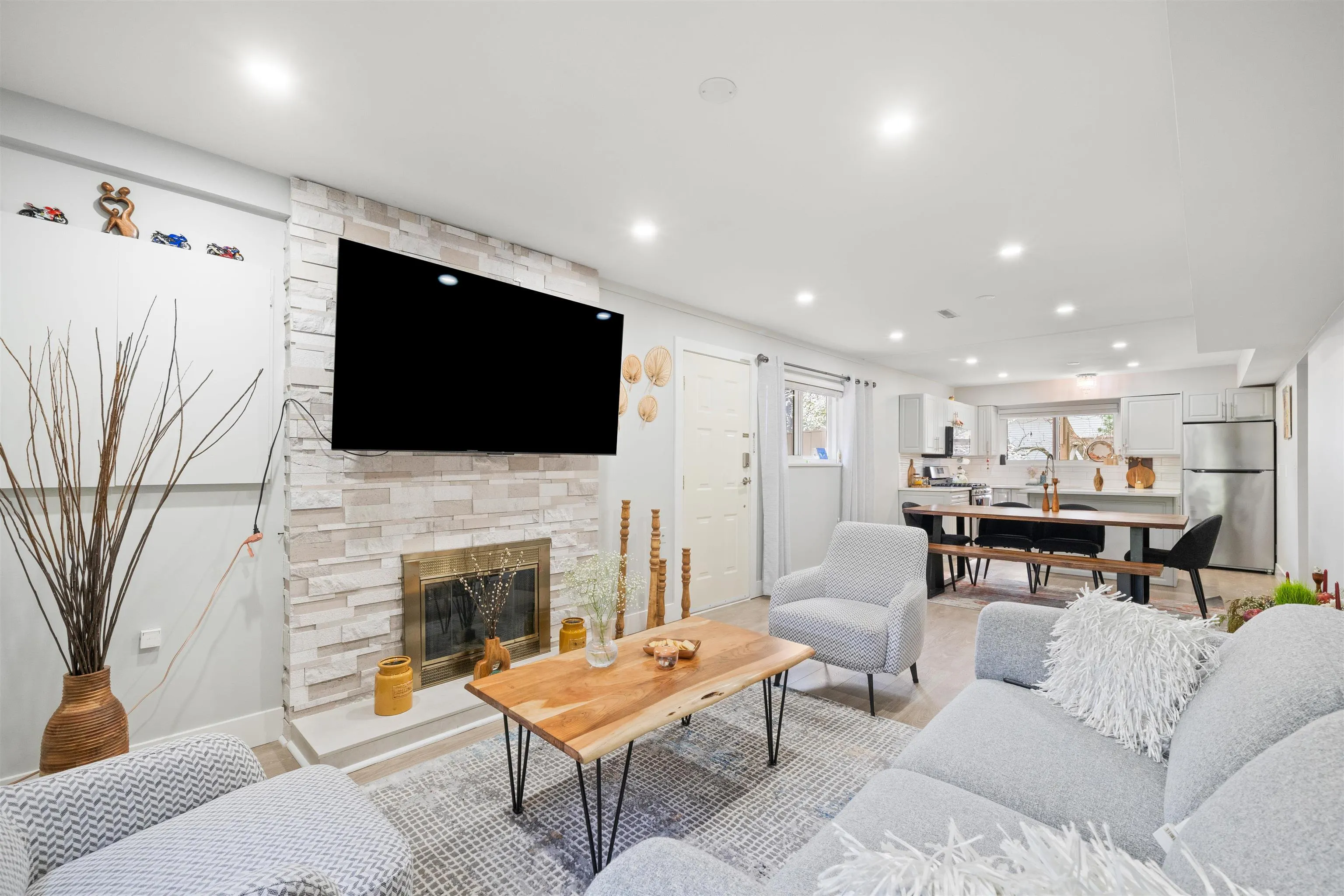 2333 Kirkstone Road