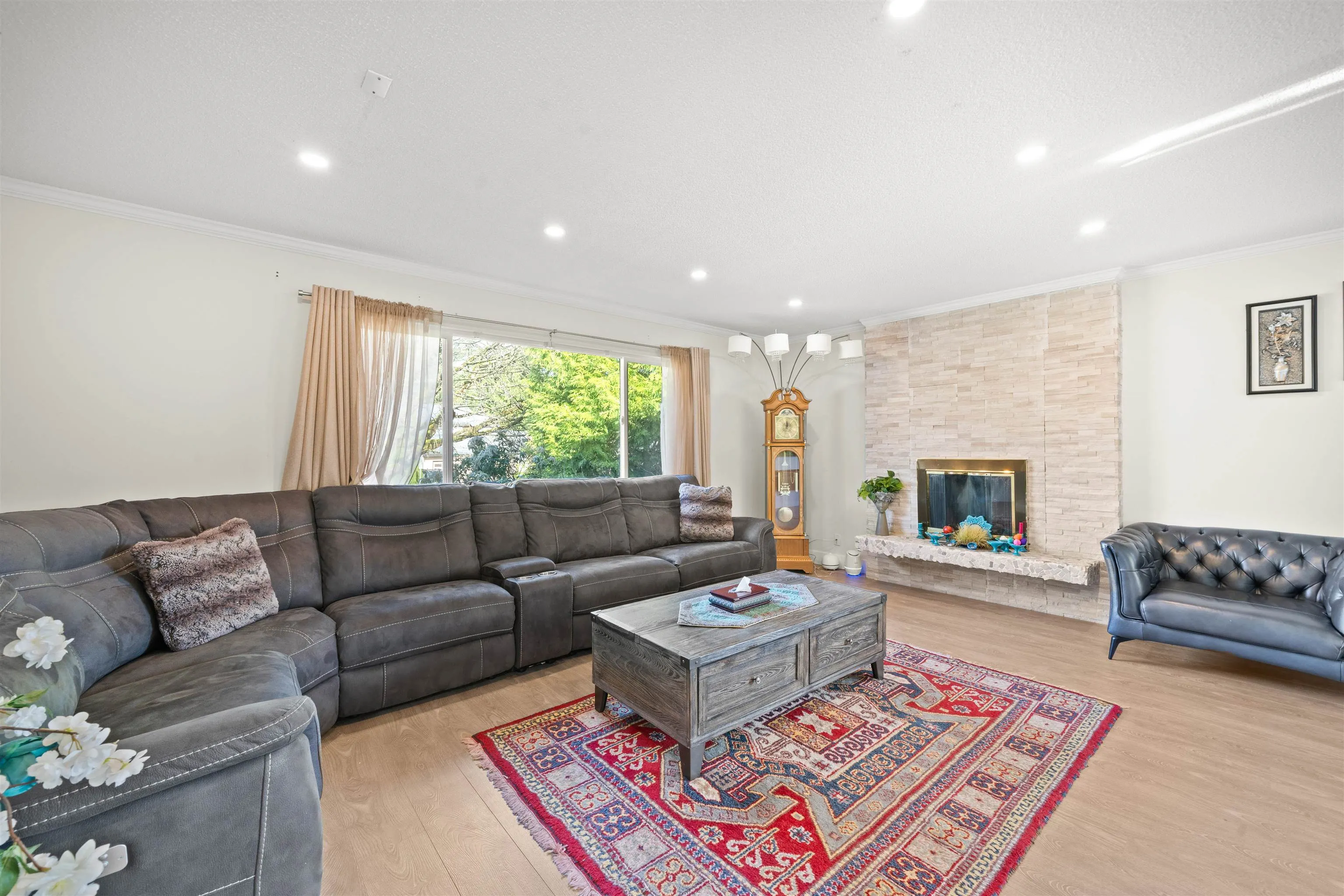 2333 Kirkstone Road