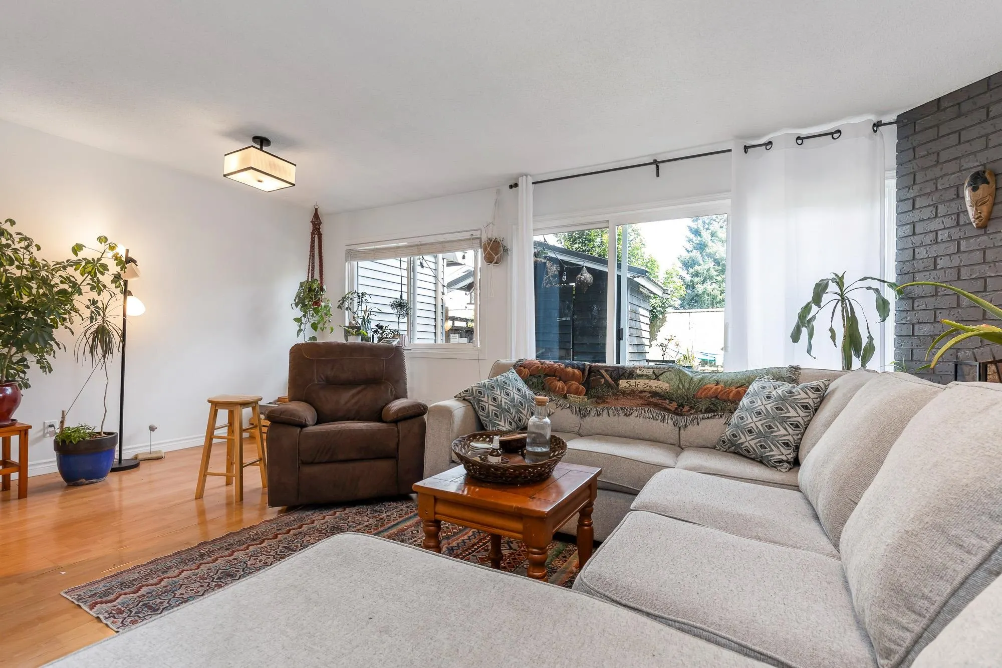 59 46689 First Avenue