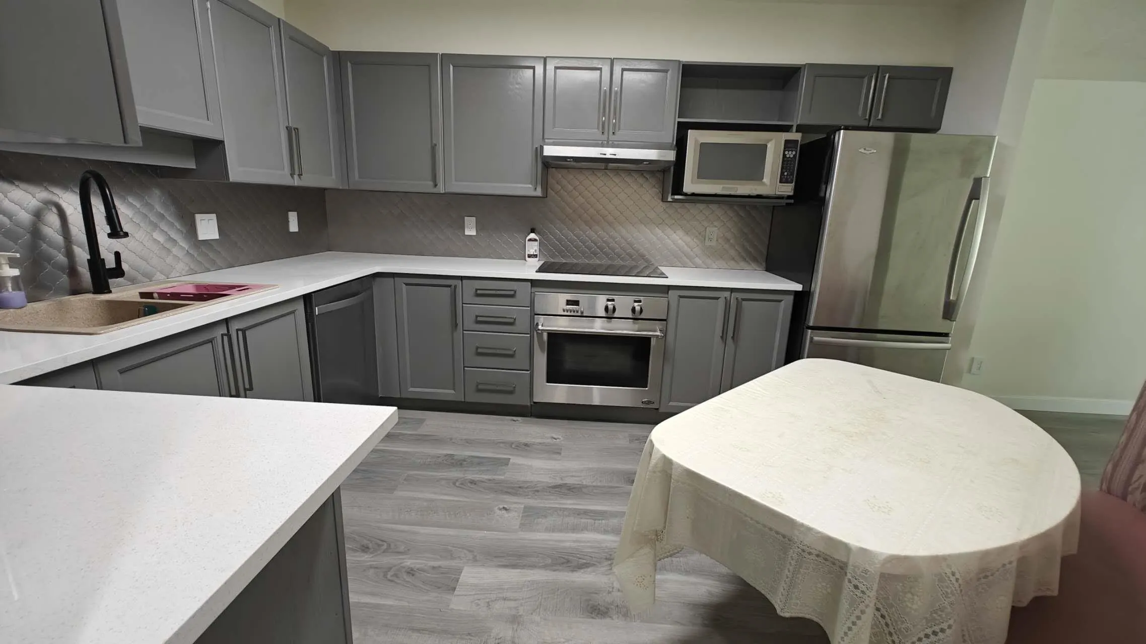 409 6737 Station Hill Court
