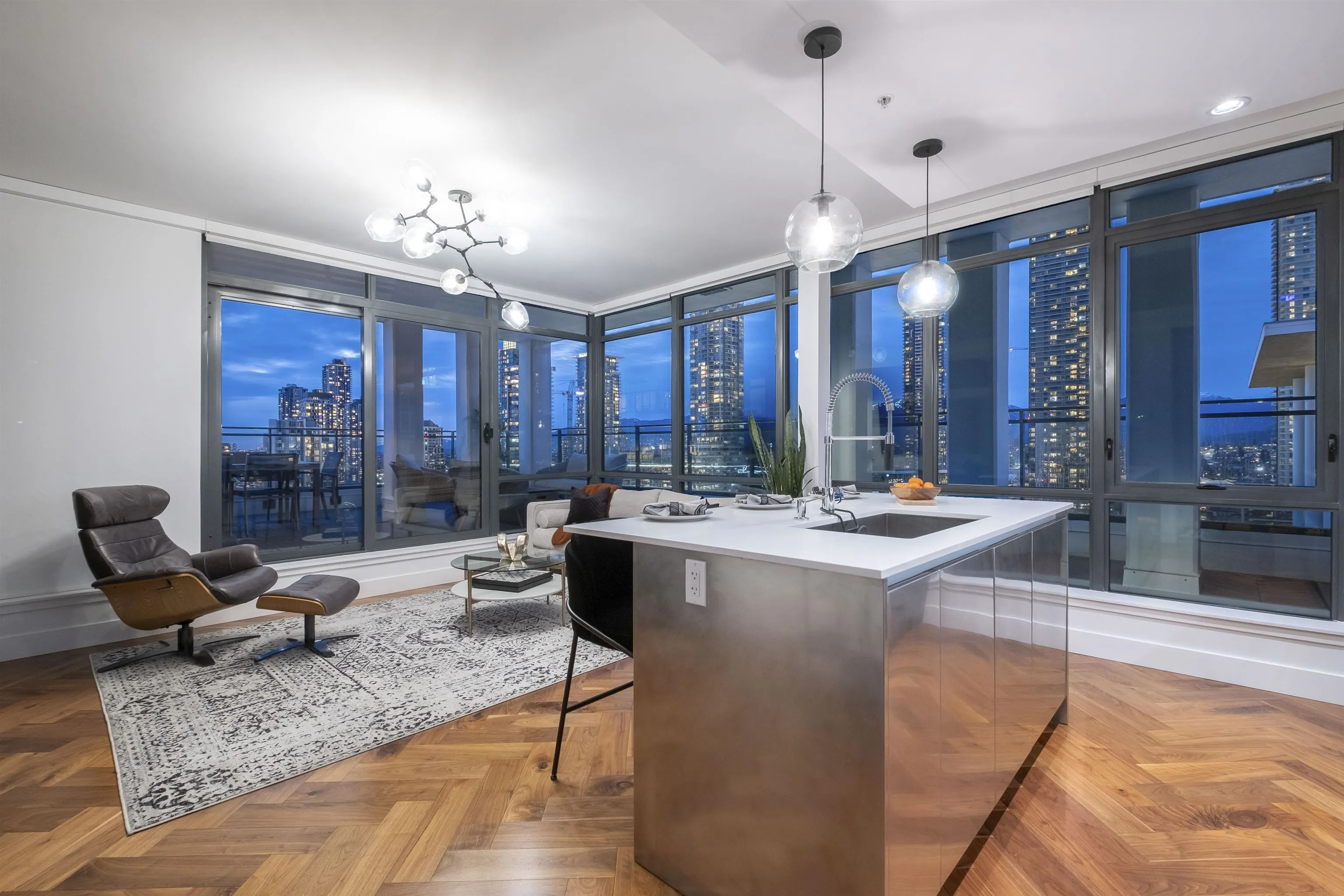2703 2378 Alpha Avenue