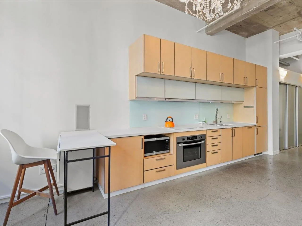 201 546 Beatty Street
