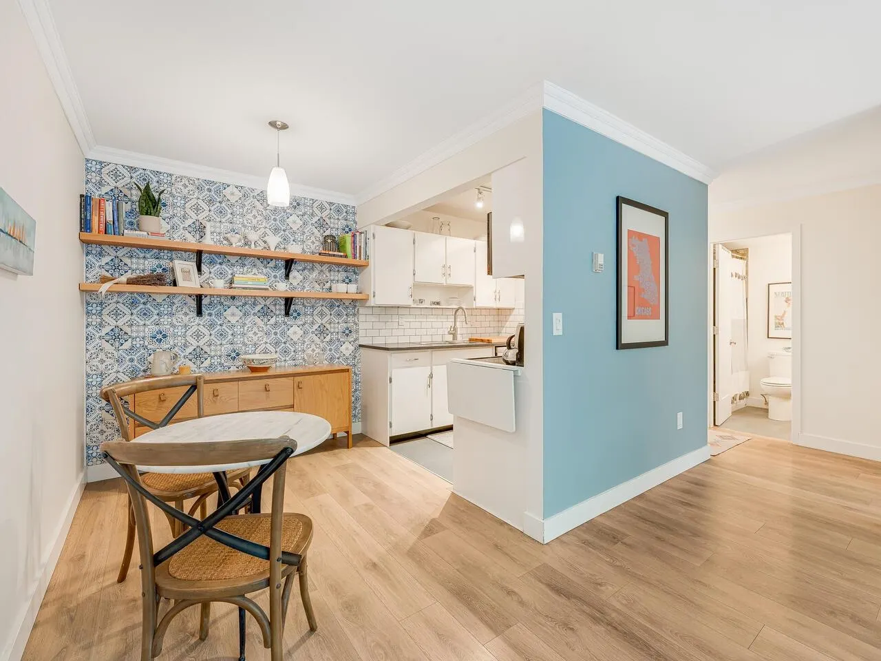 209 2366 Wall Street