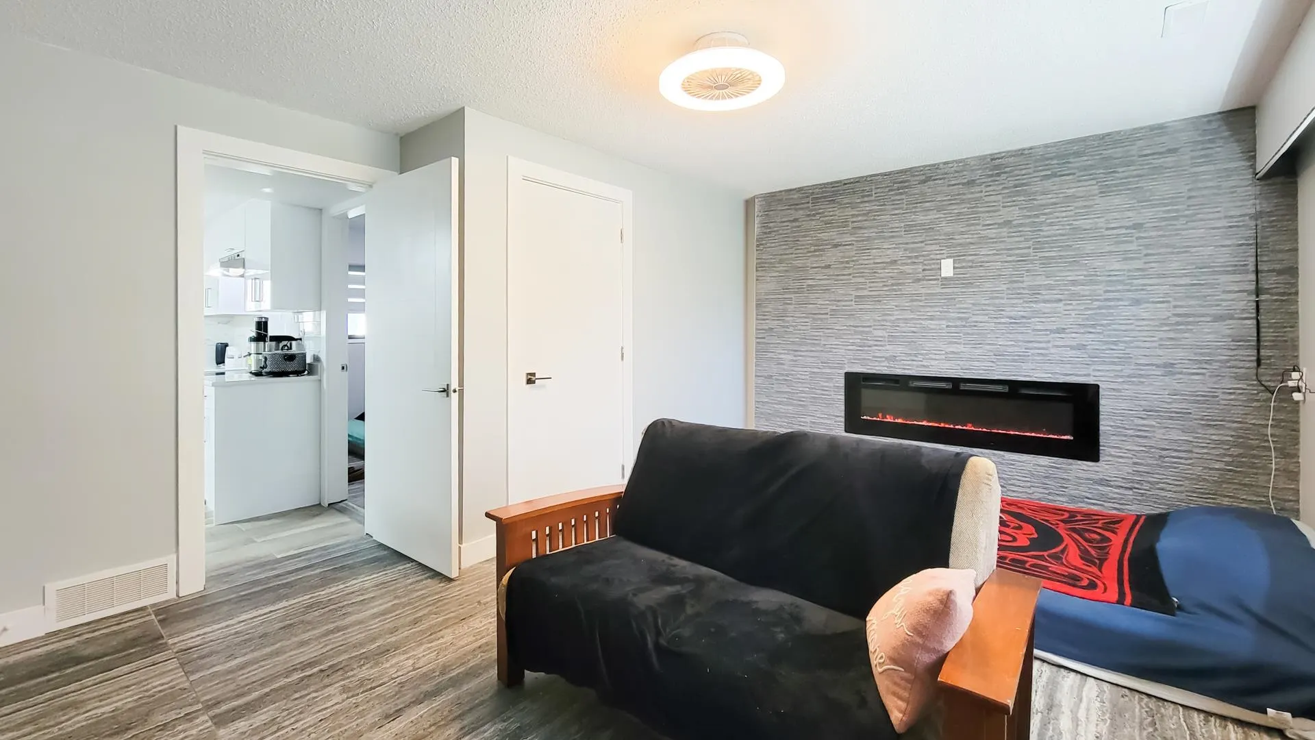 45408 Spartan Crescent