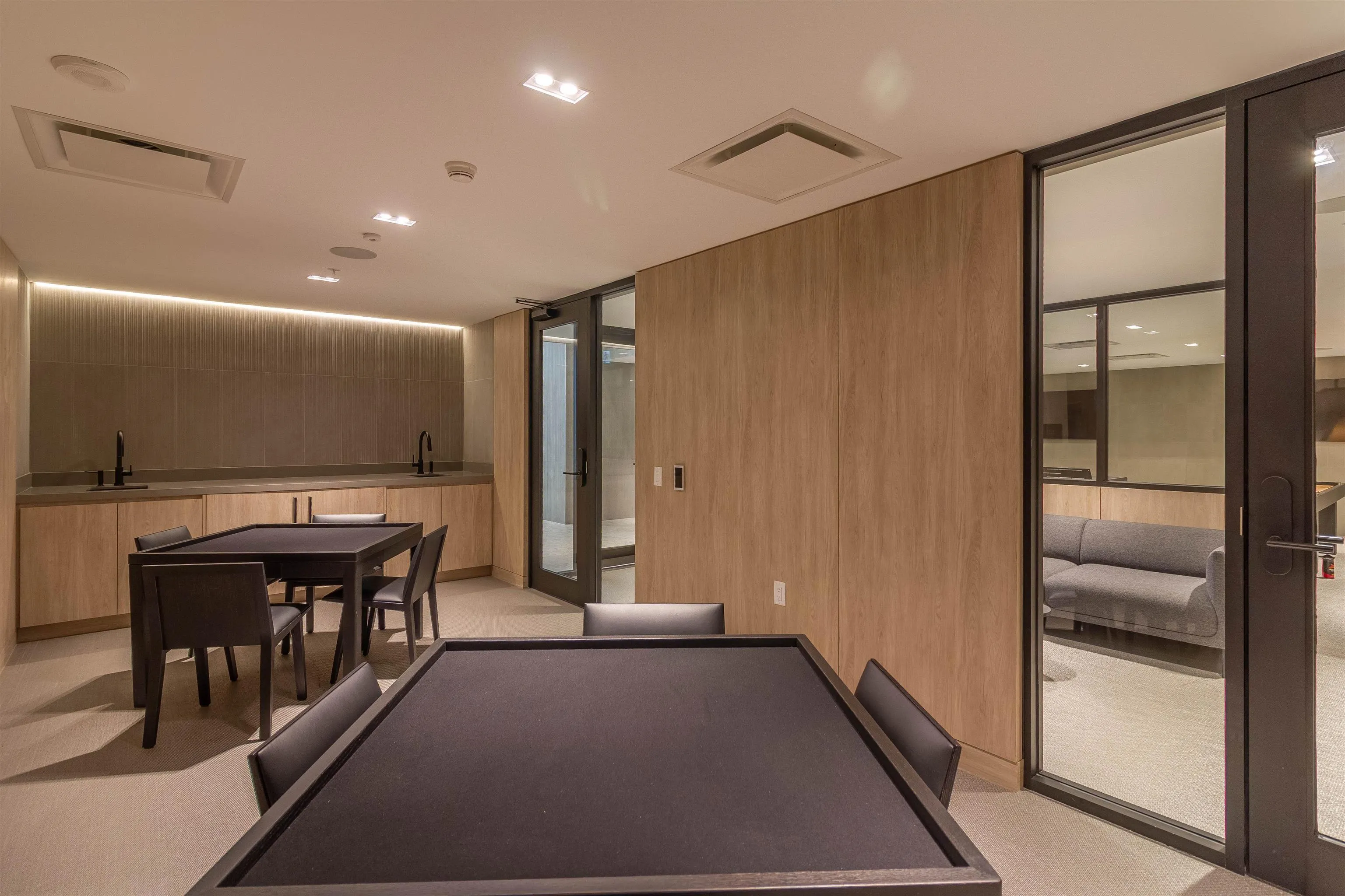 2 6788 Minoru Boulevard