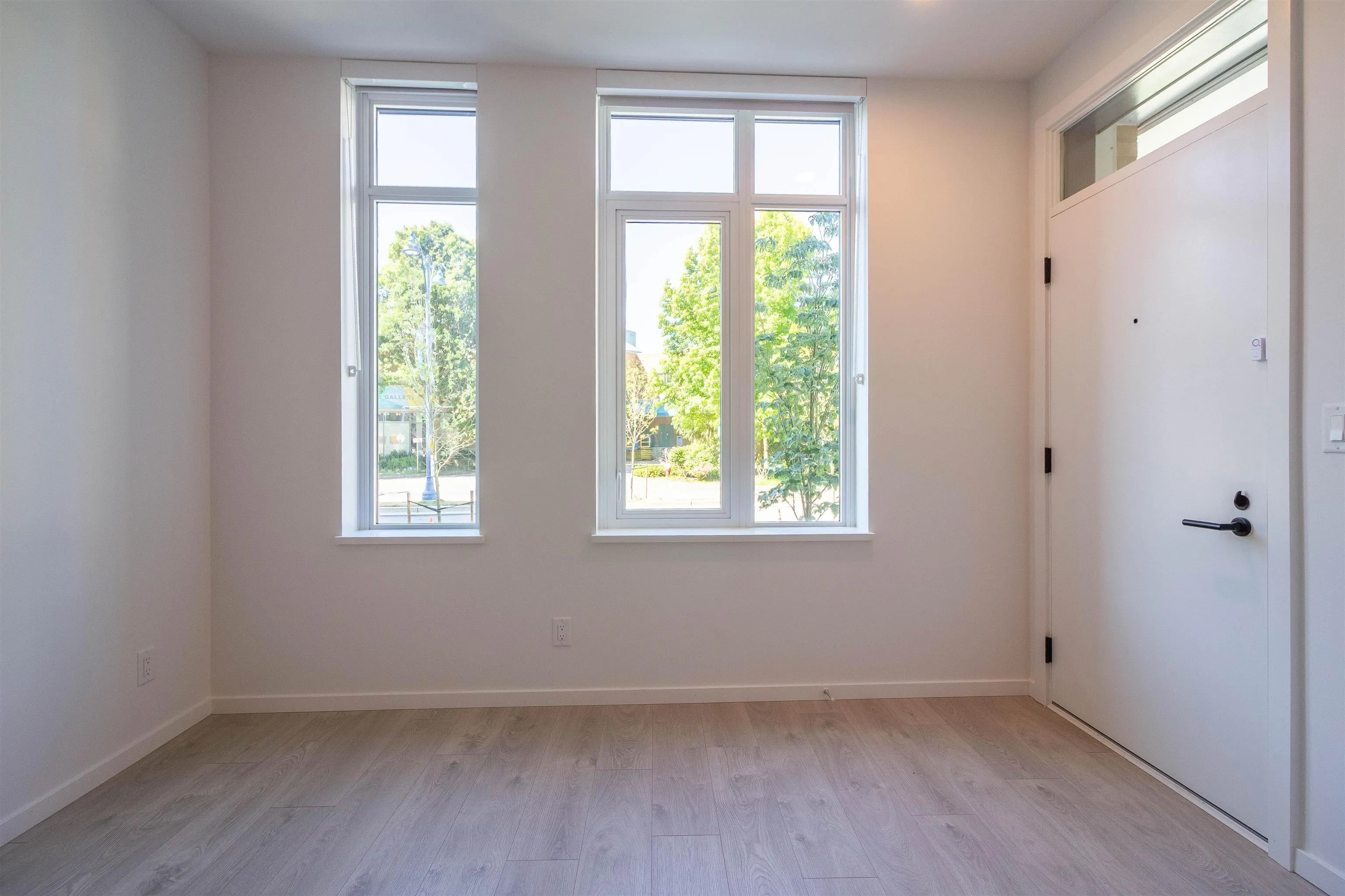 2 6788 Minoru Boulevard