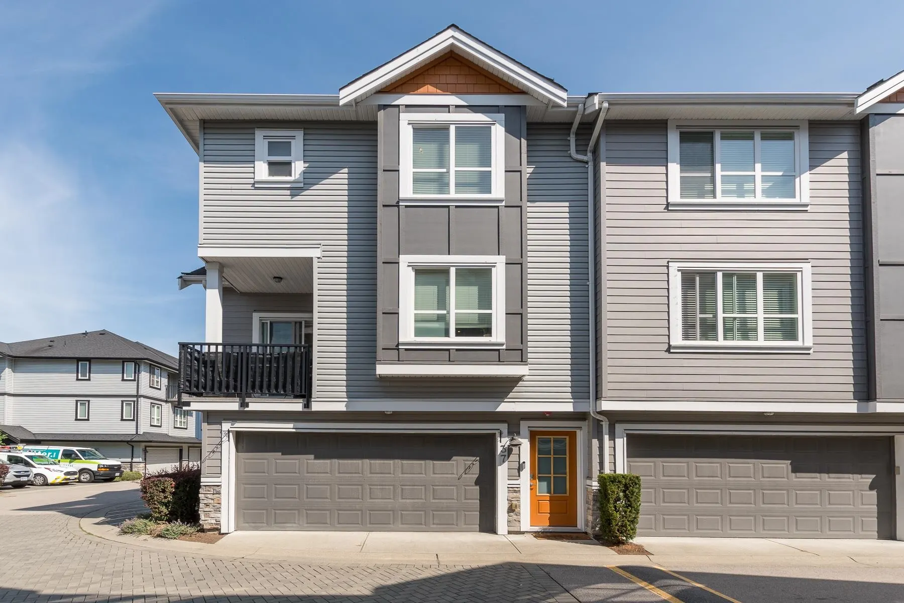37 20856 76 Avenue