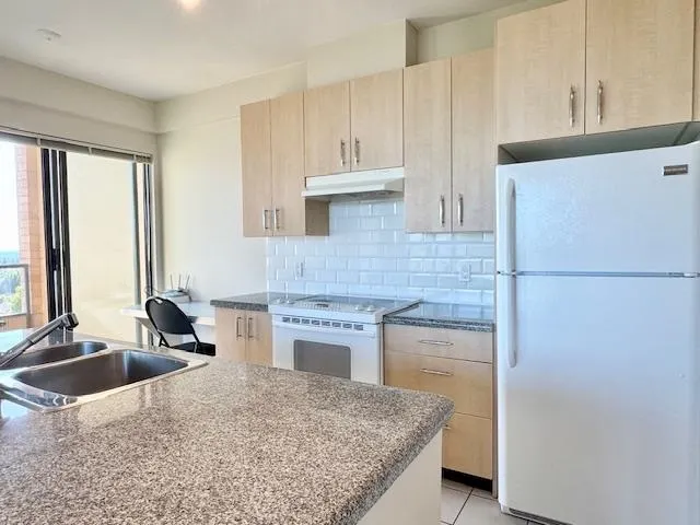 7XX 7388 Sandborne Avenue