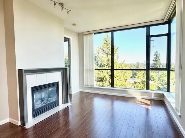 7XX 7388 Sandborne Avenue