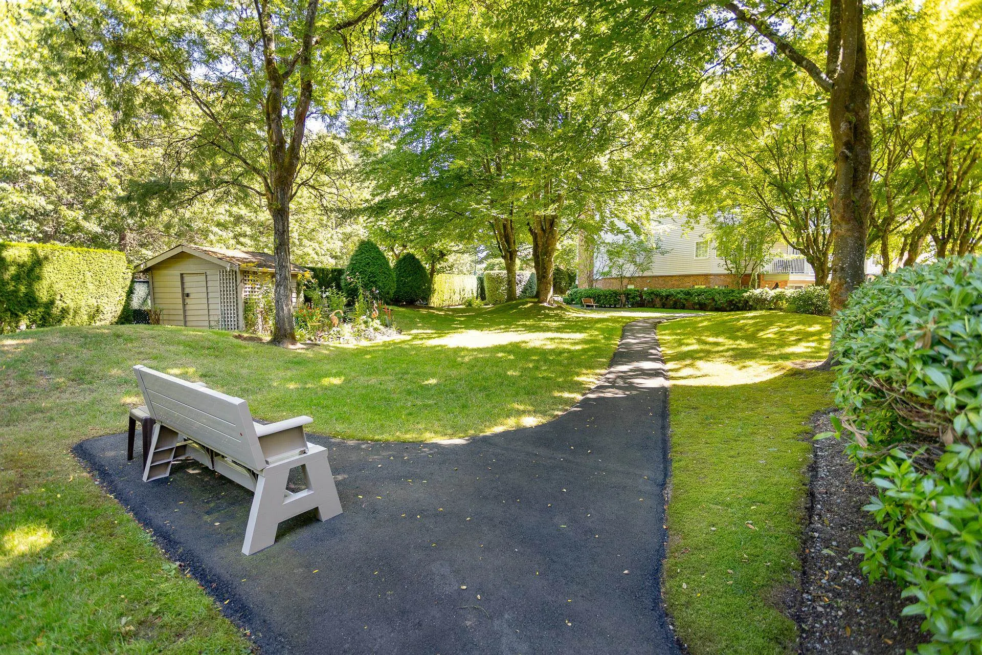 403 2973 Burlington Drive
