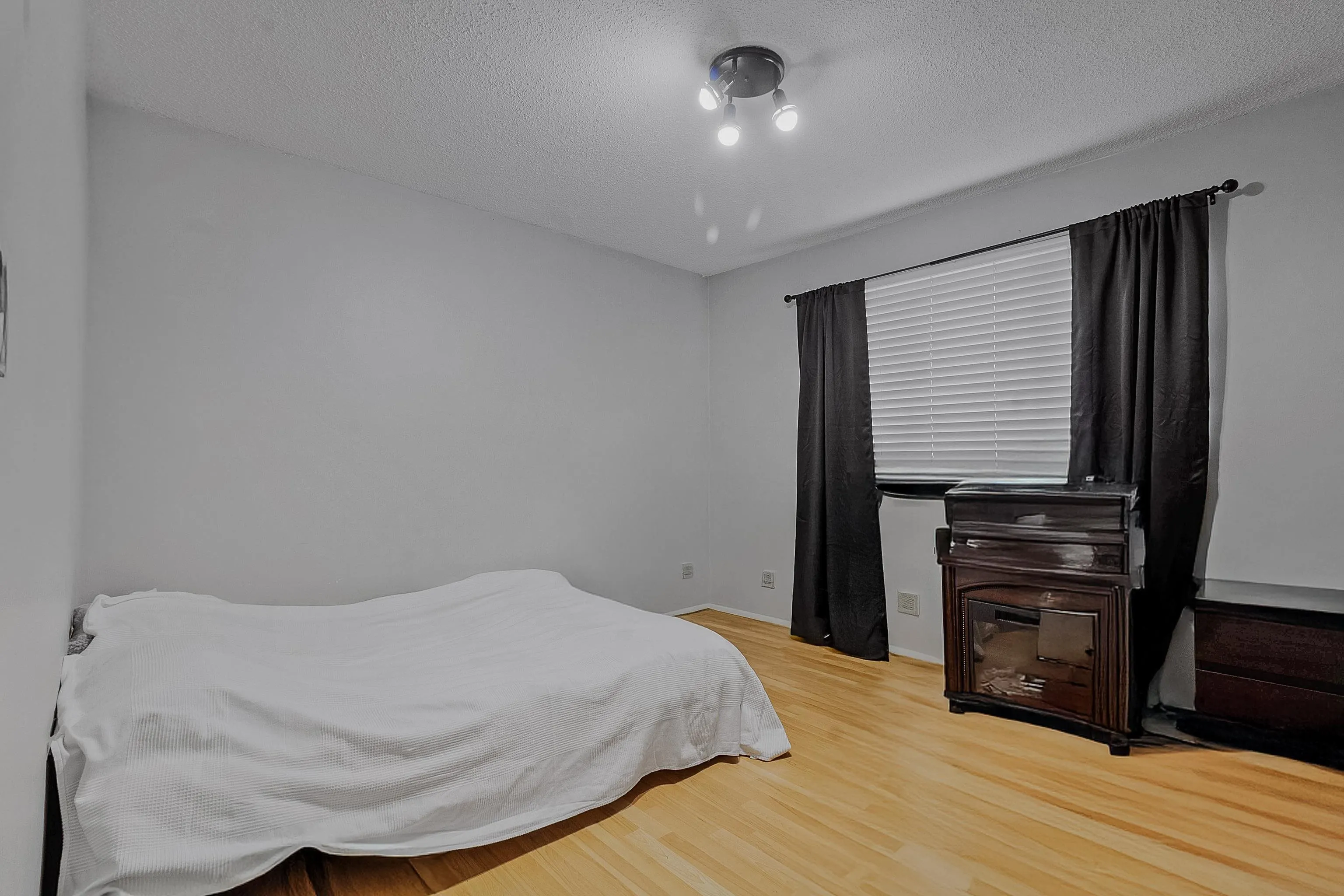 6395 Edson Drive
