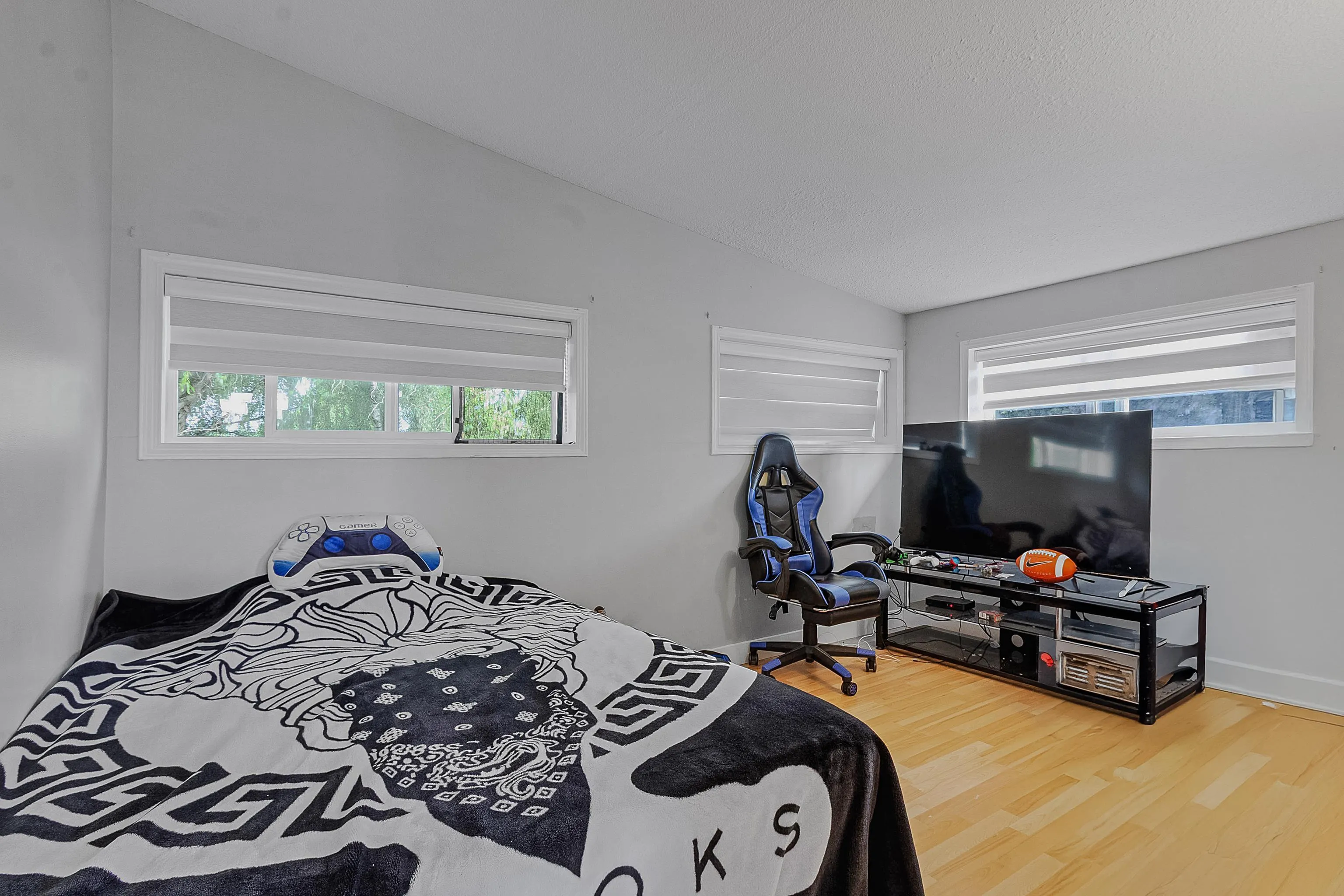 6395 Edson Drive