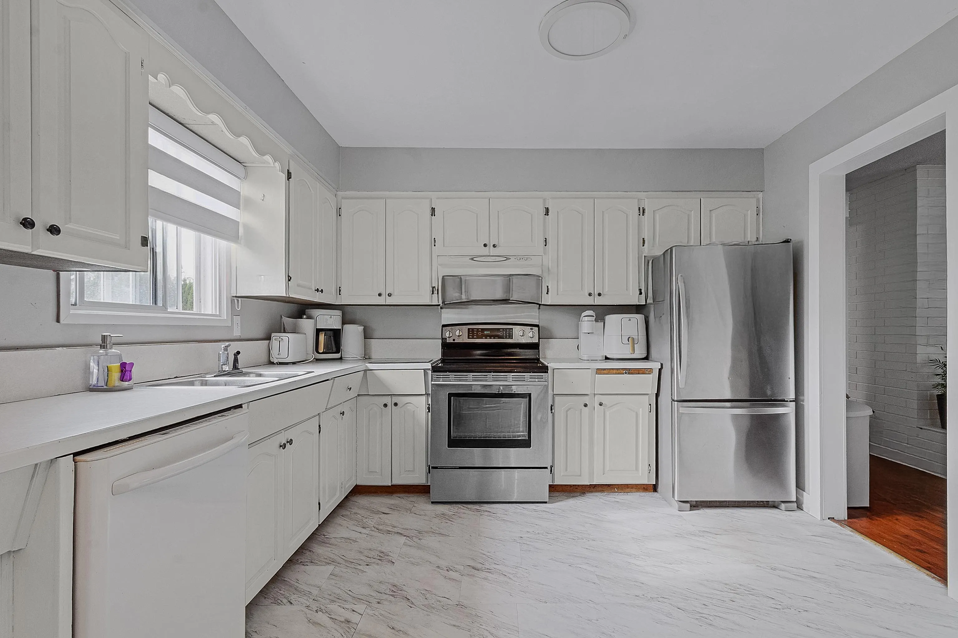 6395 Edson Drive