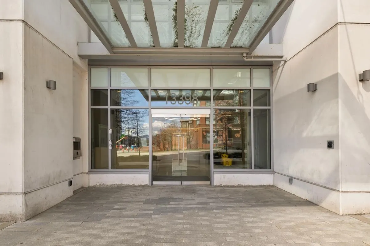 2202 13398 104 Avenue
