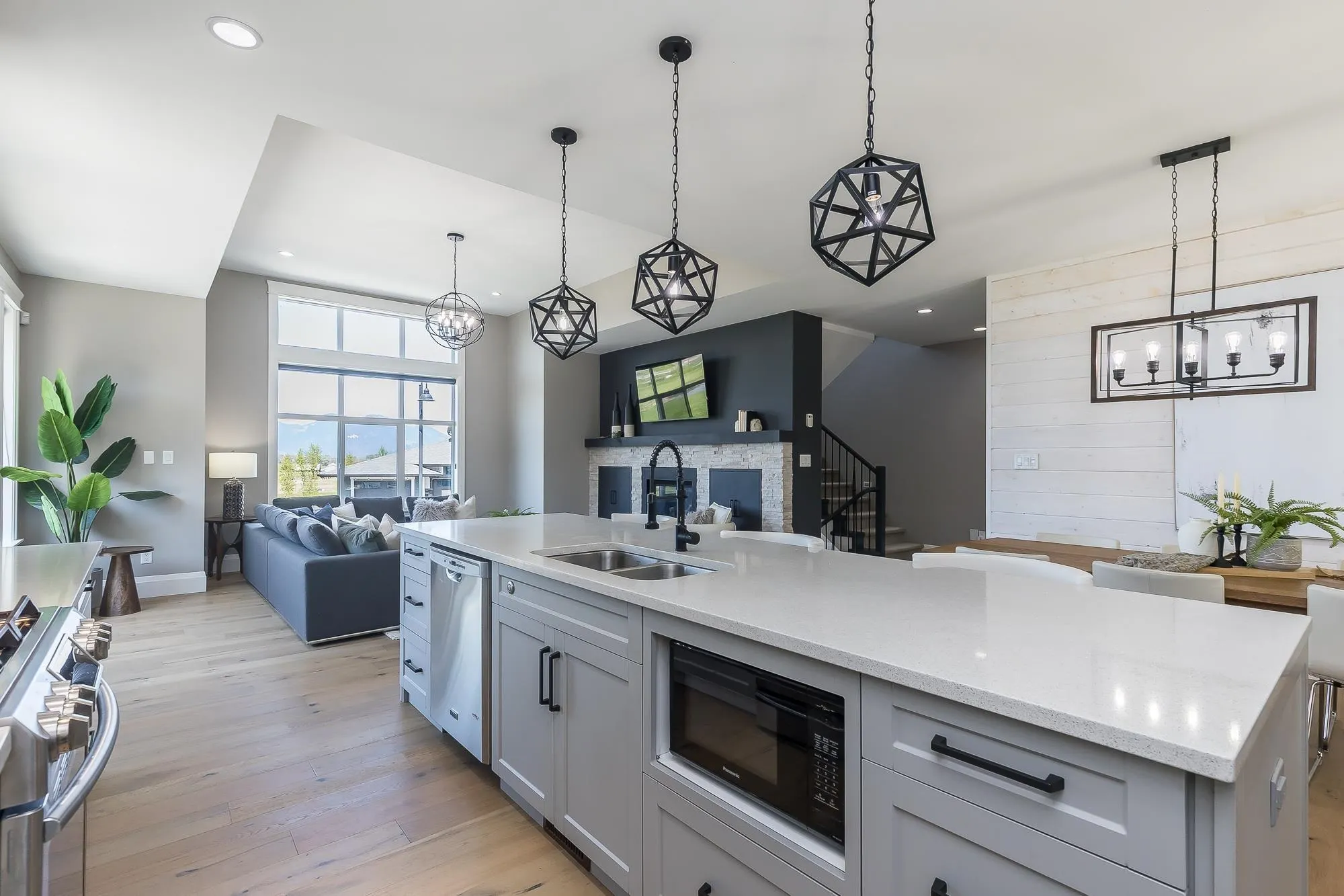36 50778 Ledgestone Place