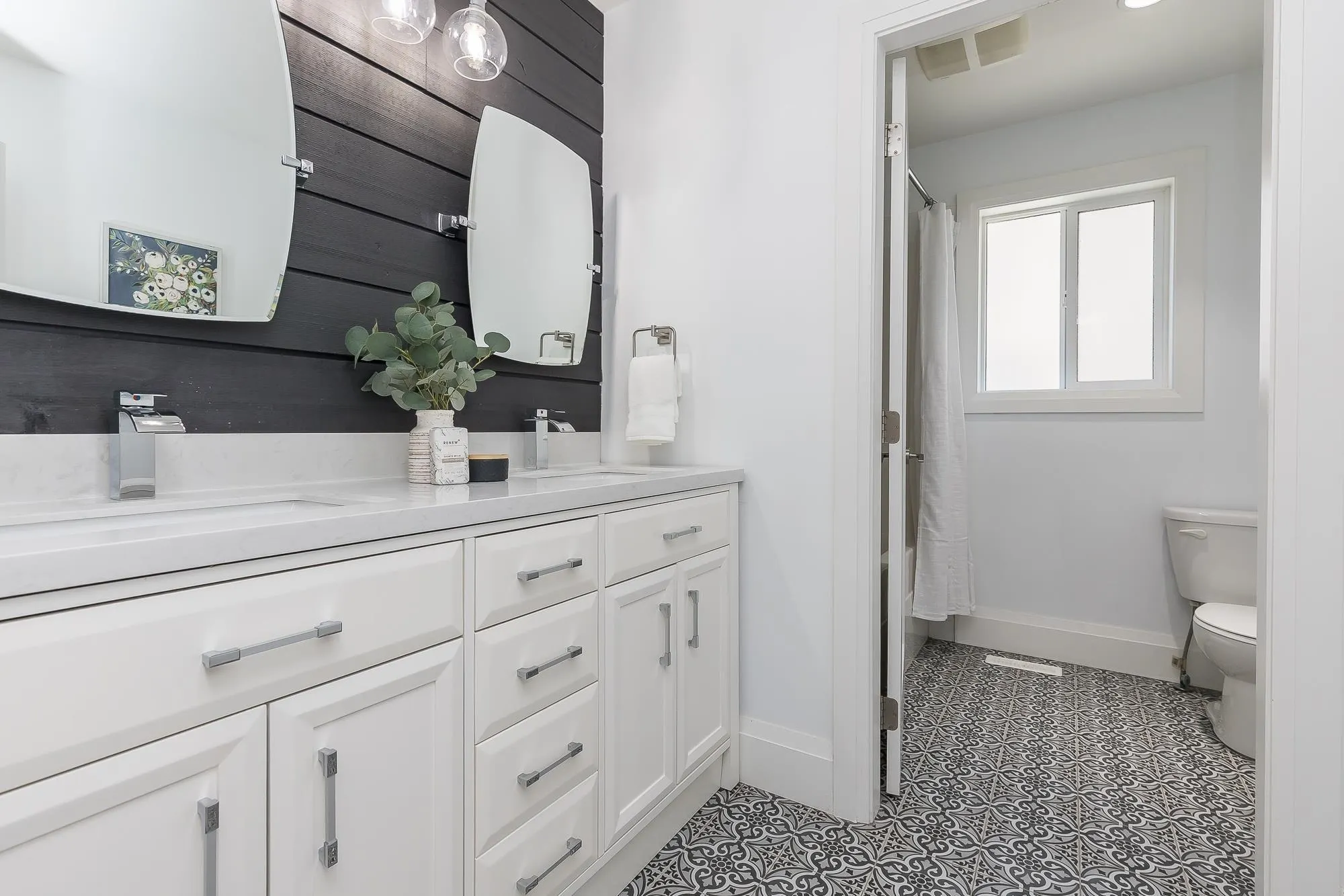 36 50778 Ledgestone Place