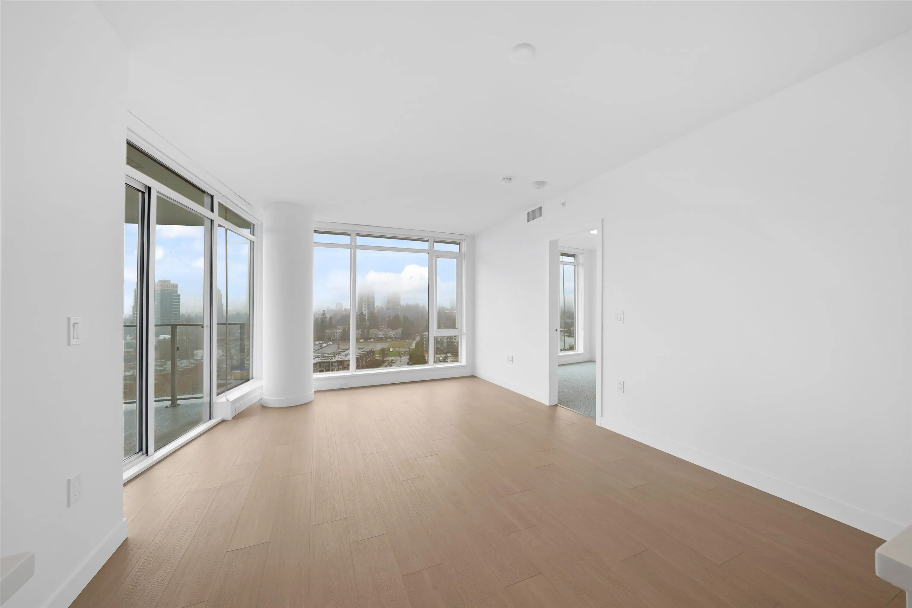 1601 7683 Park Crescent