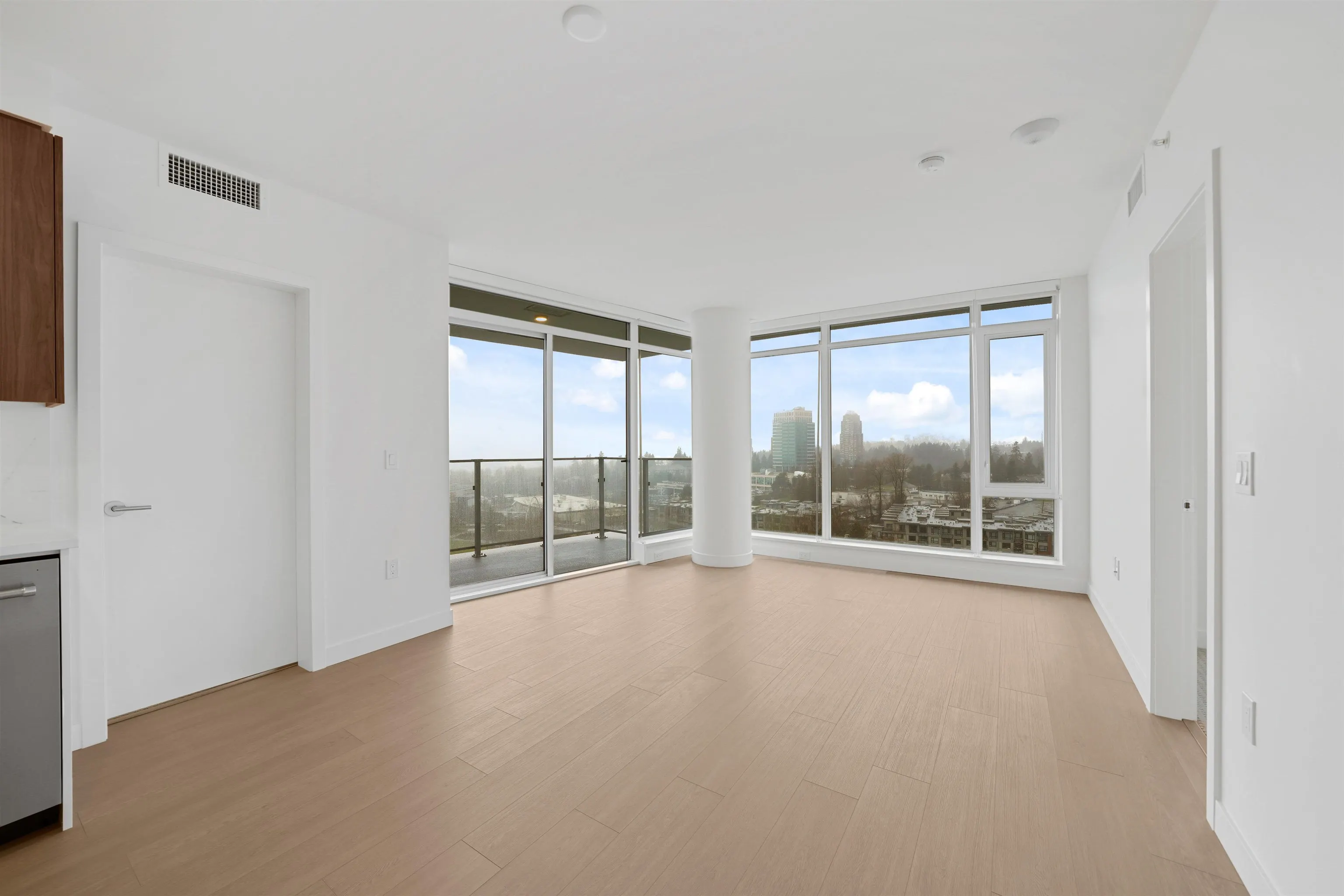 1601 7683 Park Crescent