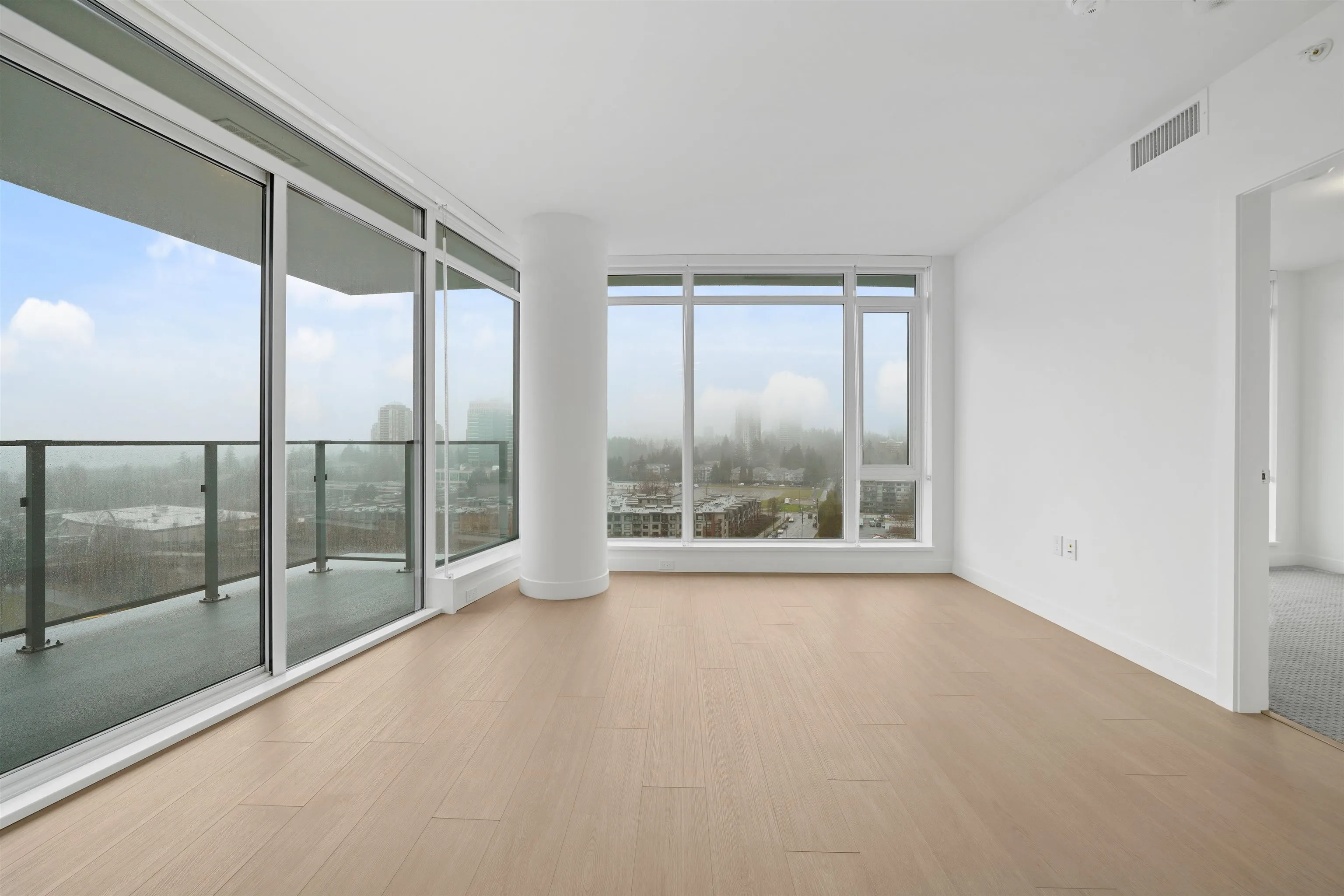 1601 7683 Park Crescent