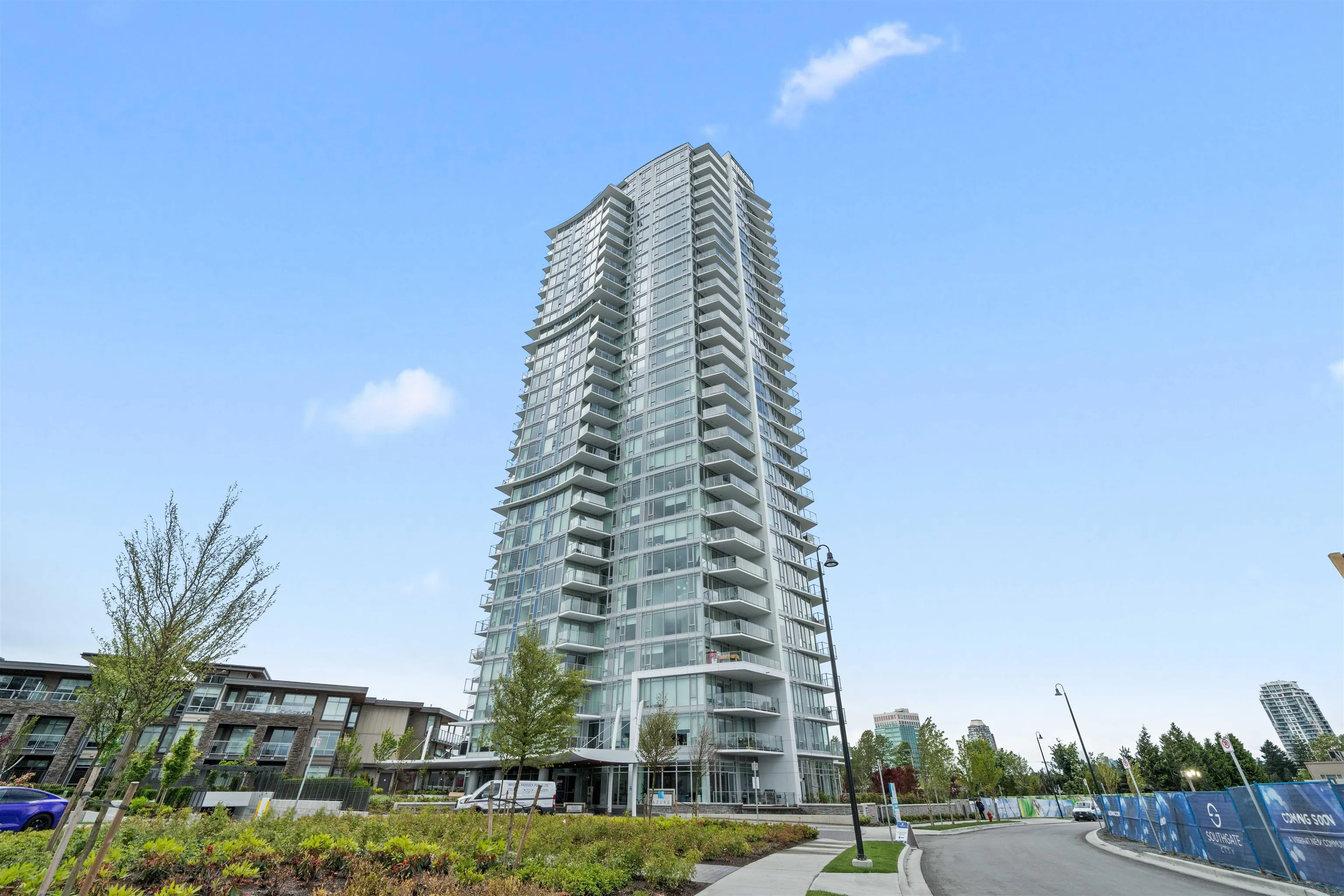 1601 7683 Park Crescent