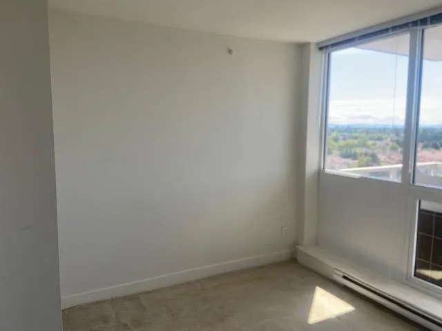1706 8288 Granville Avenue