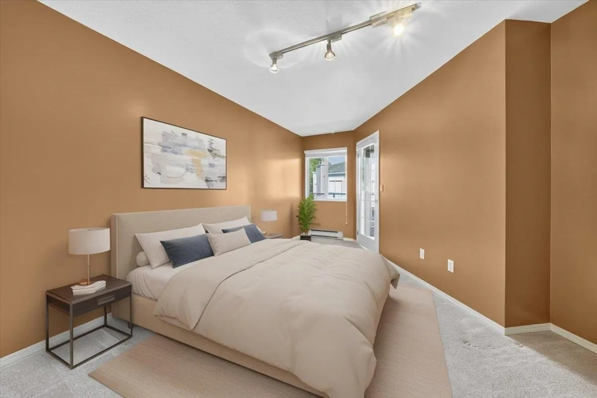 358 8611 Ackroyd Road