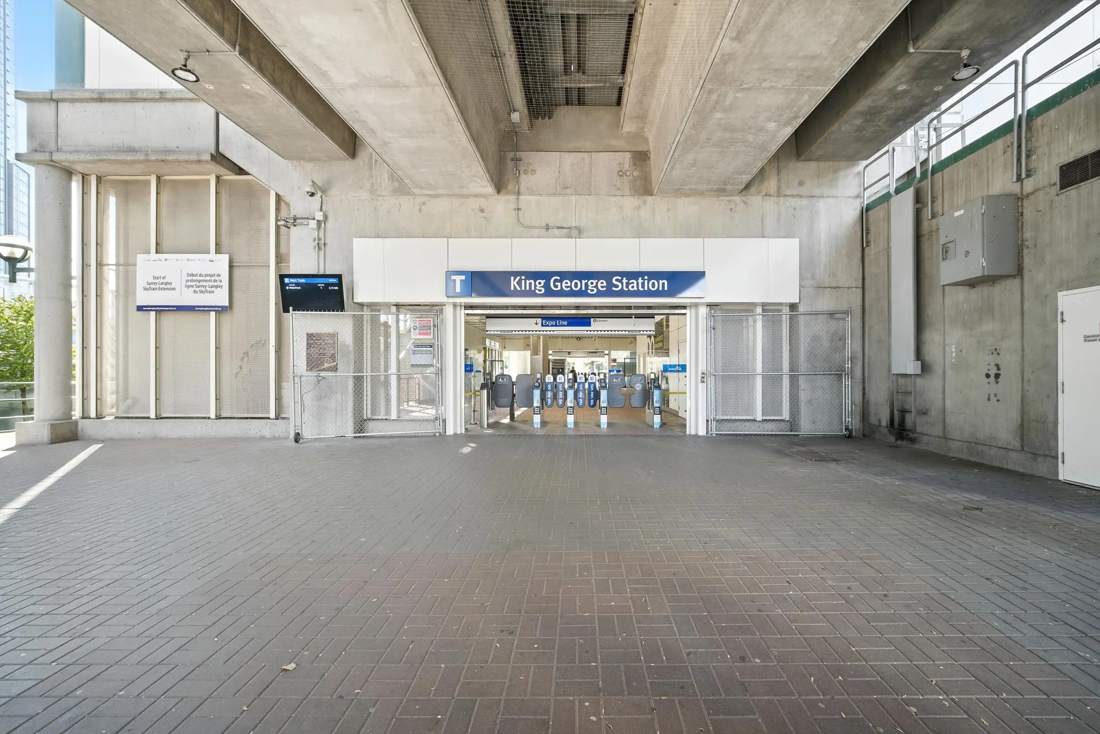 1504 9887 Whalley Boulevard