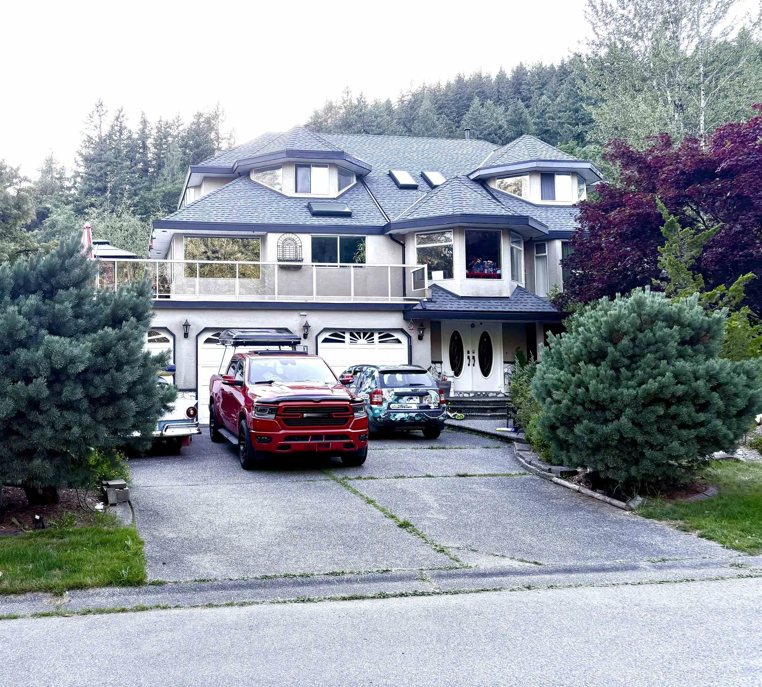 15227 Sheridan Drive