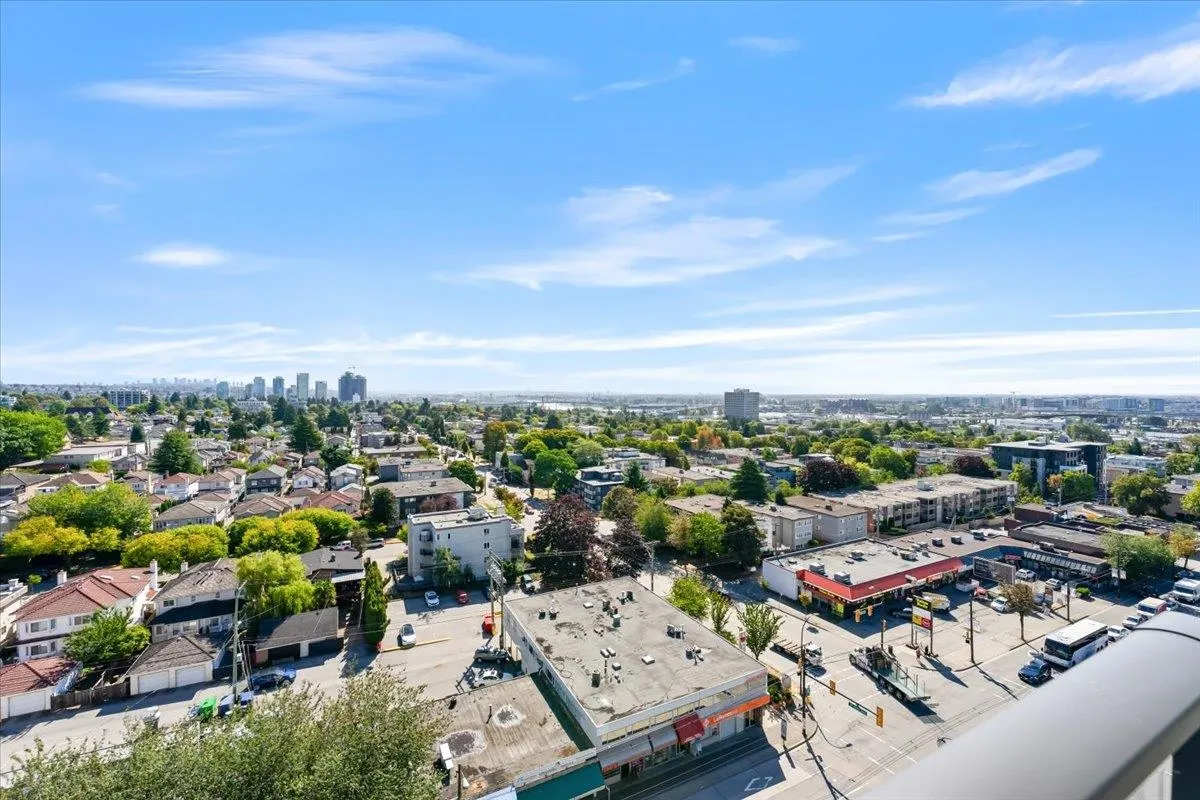 1507 8555 Granville Street