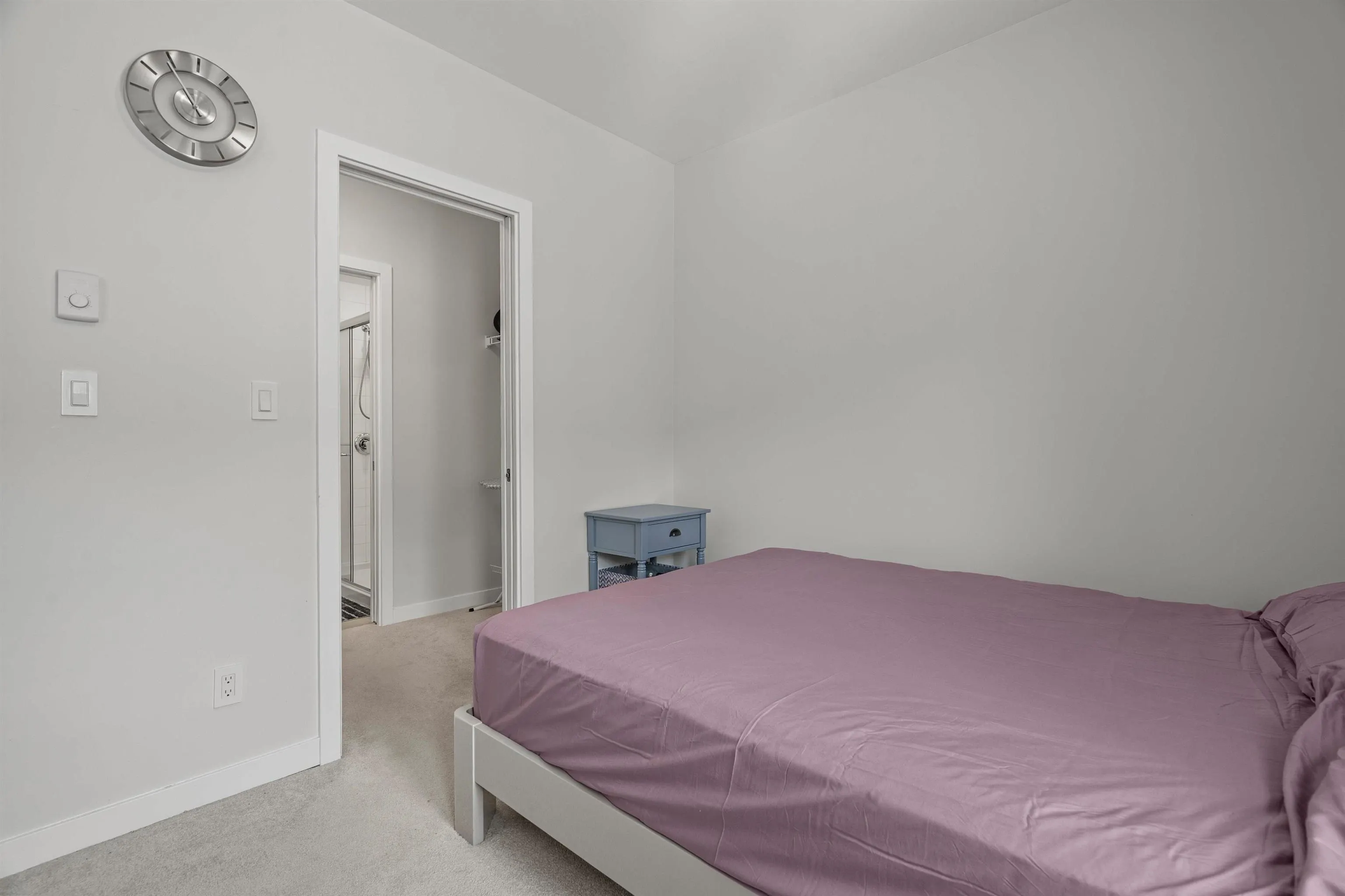 150 32633 Simon Avenue