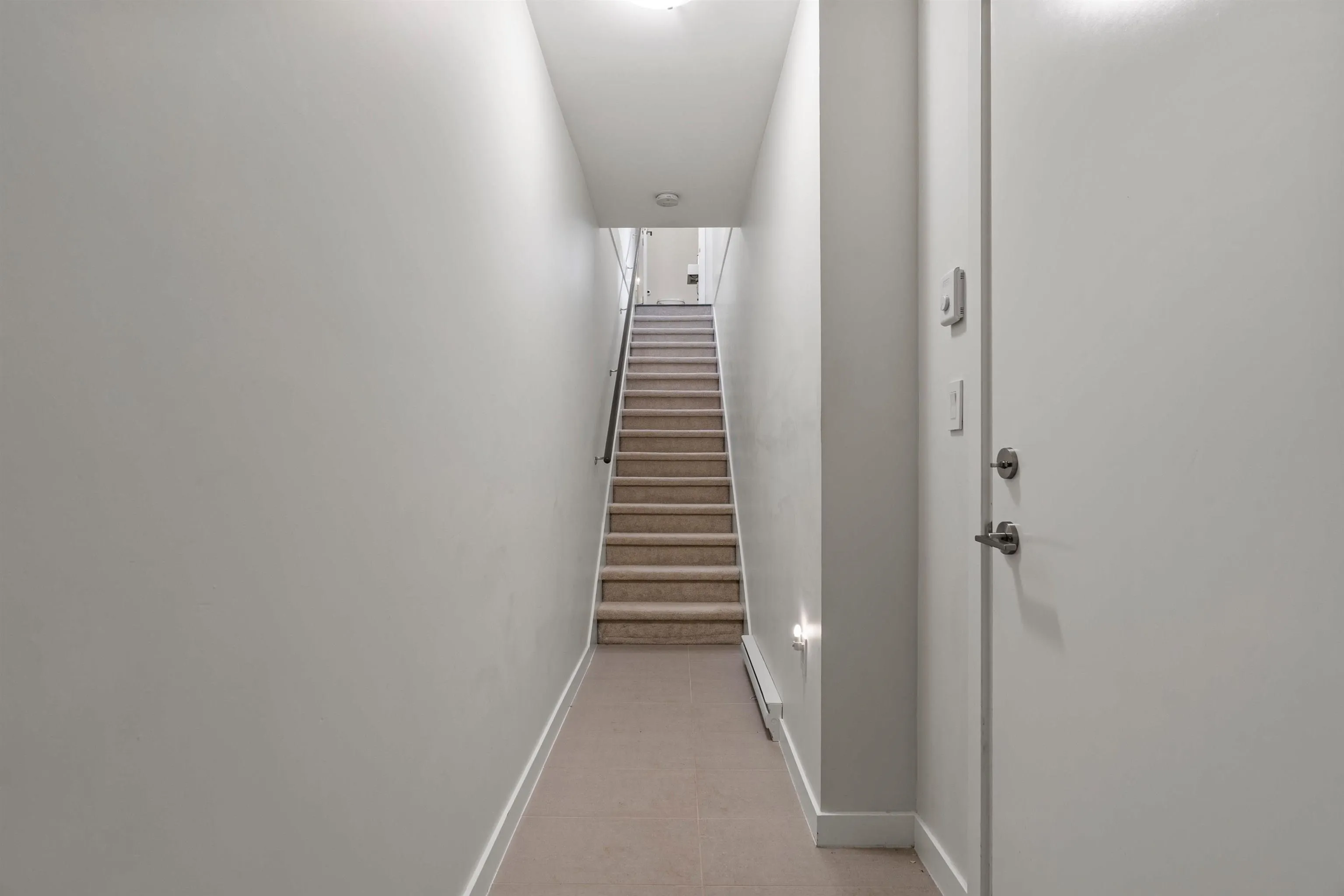 150 32633 Simon Avenue