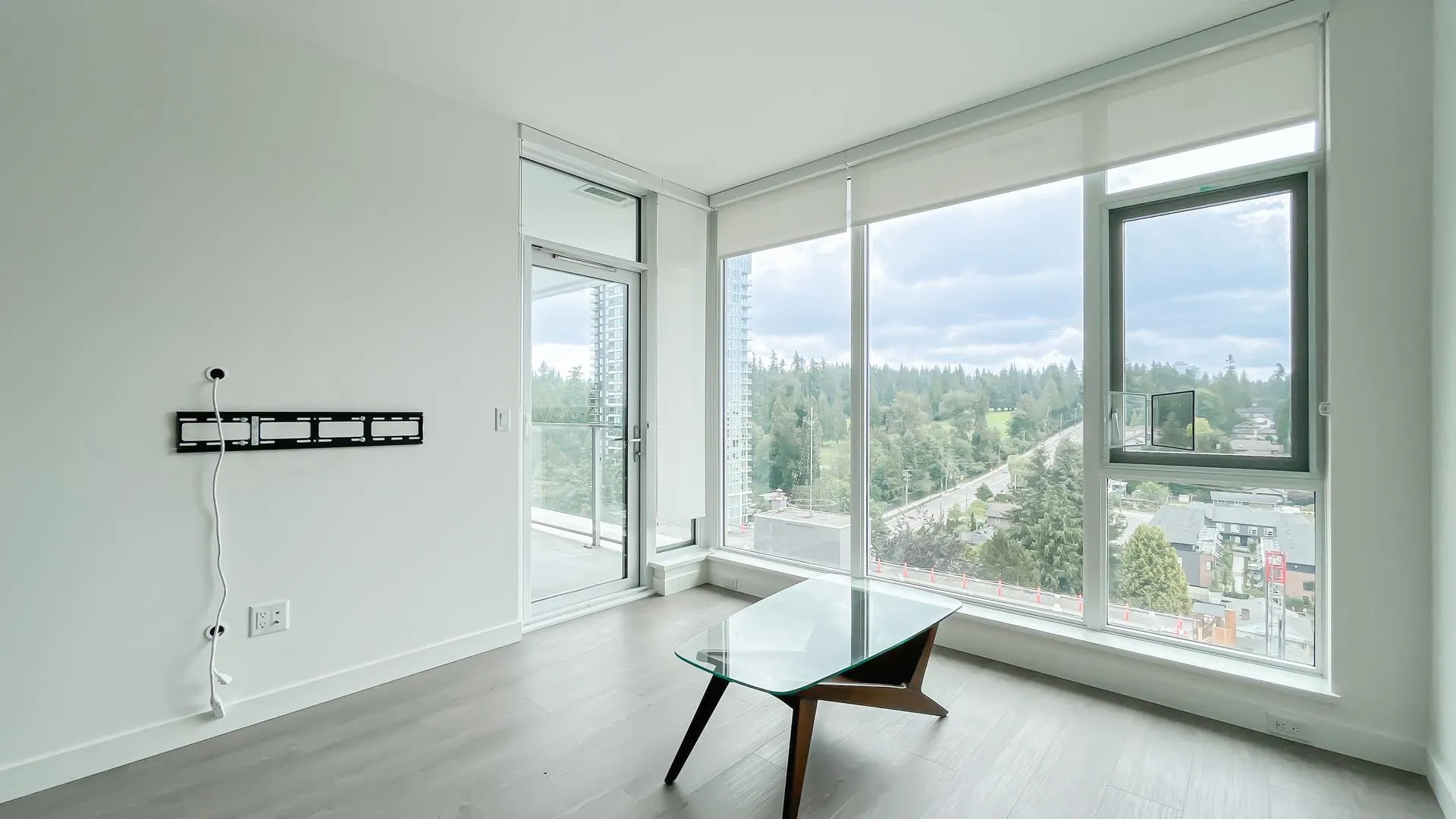 1403 555 Sydney Avenue