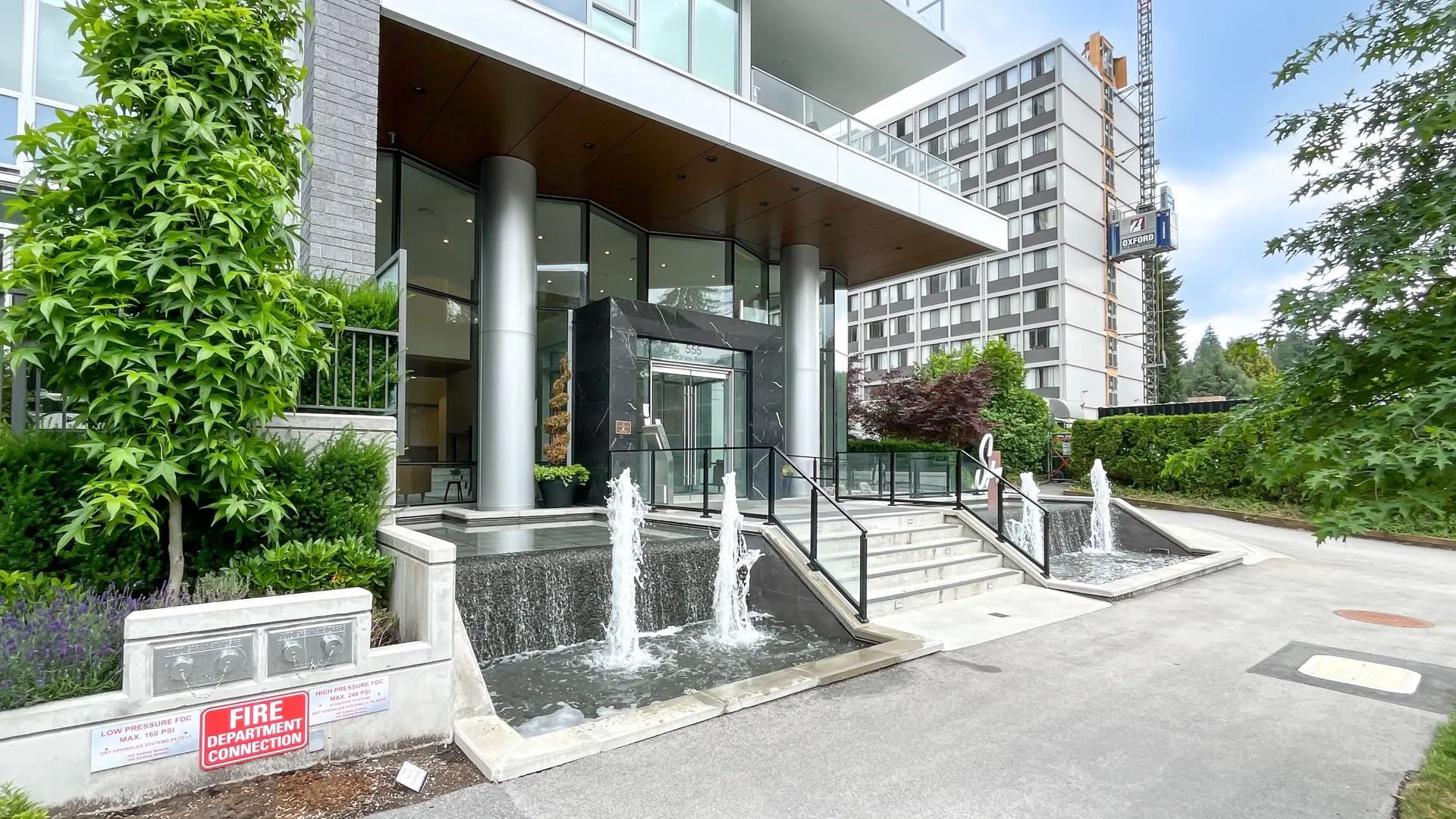 1403 555 Sydney Avenue