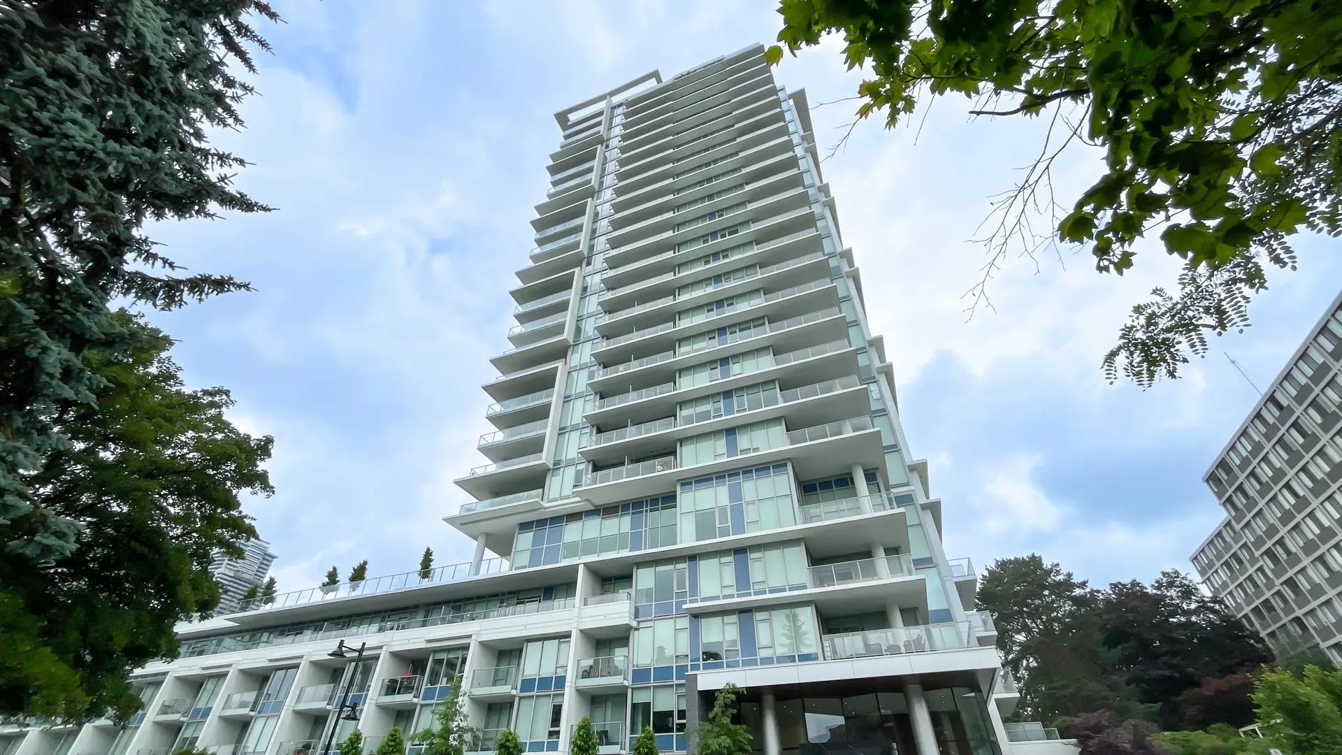 1403 555 Sydney Avenue