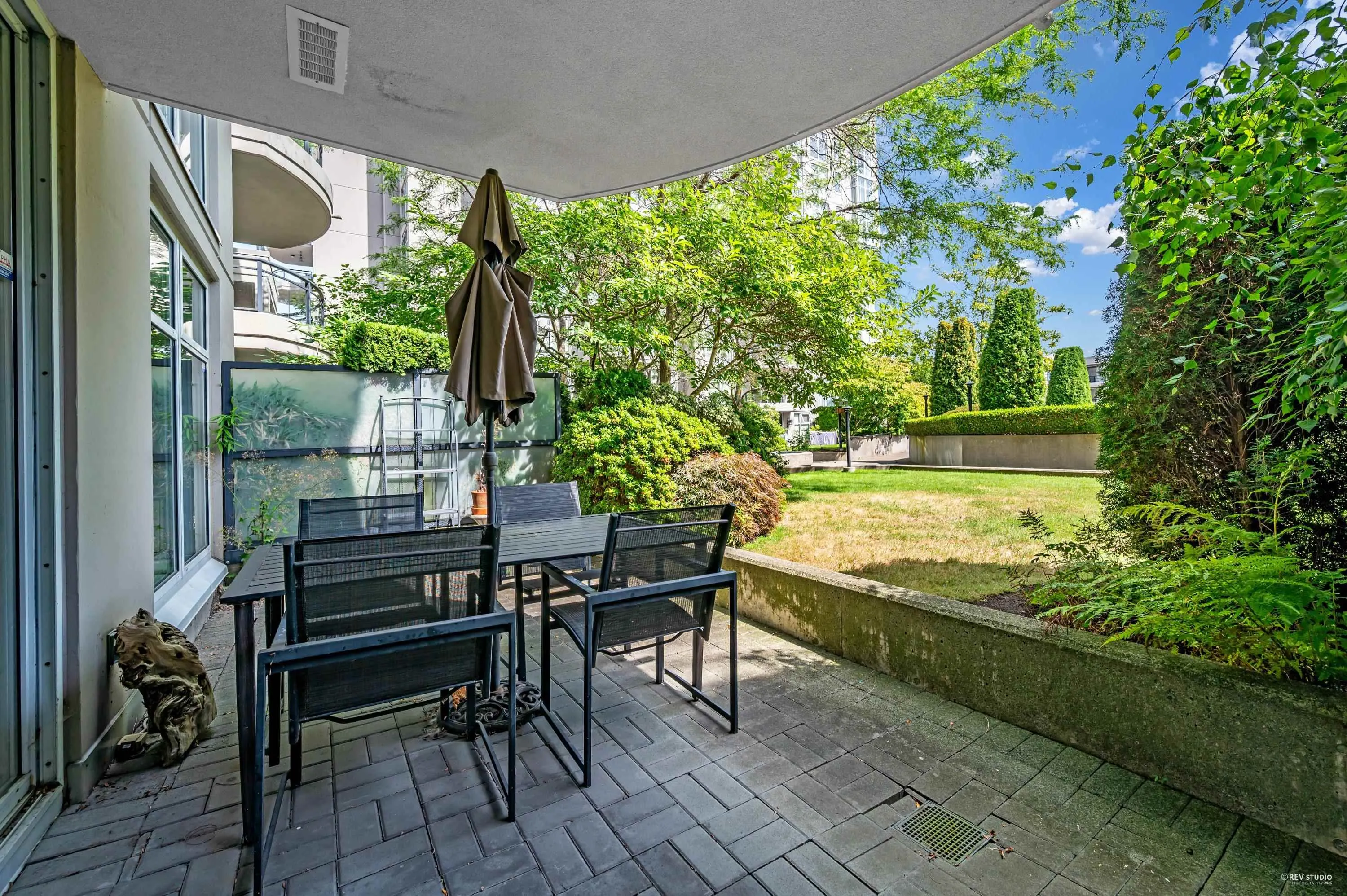 408 7080 St. Albans Road