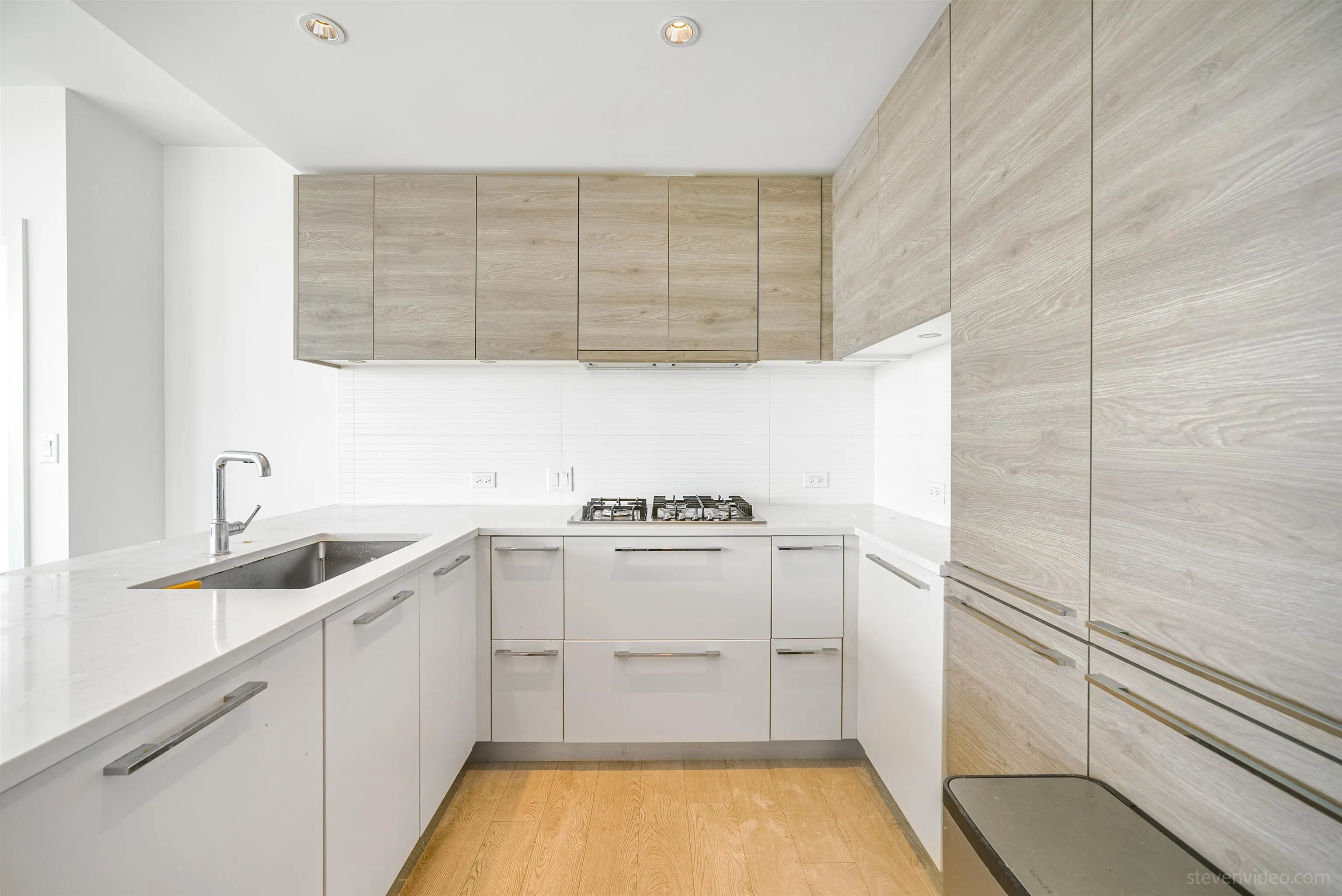 2807 7358 Edmonds Street
